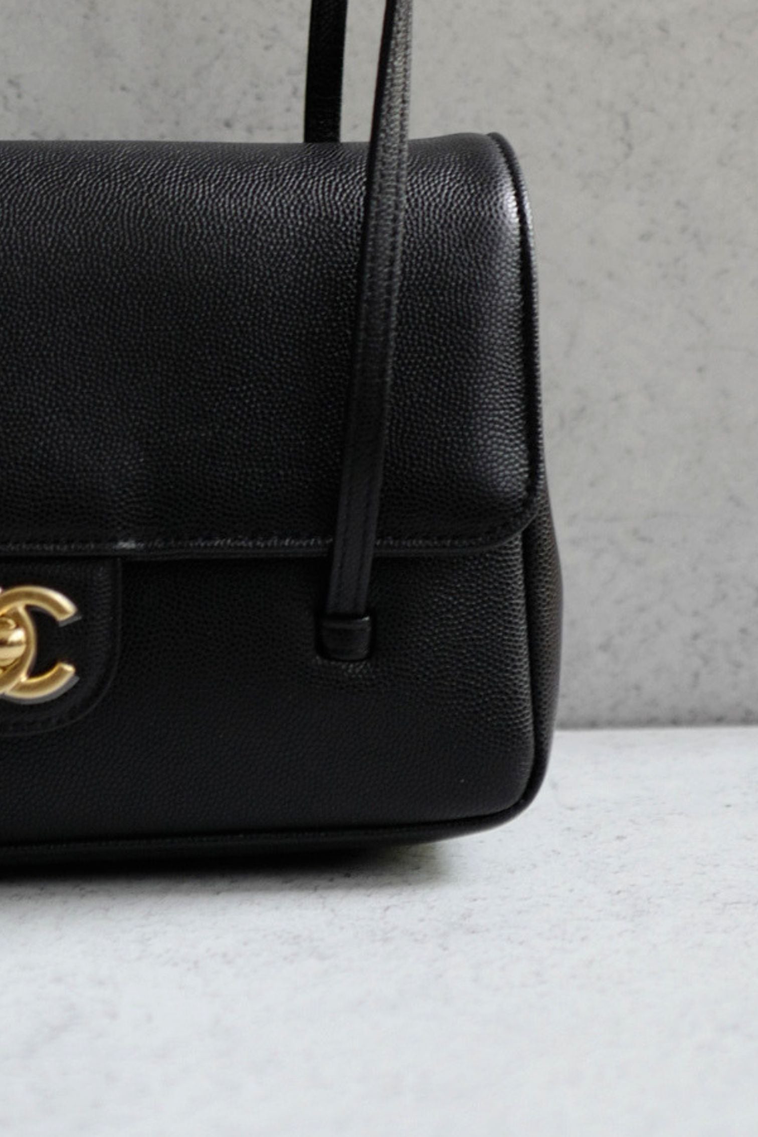 NEW Chanel 26S Preppy Coco 22 Small Black Grained Calfskin GHW Matthieu Blazy