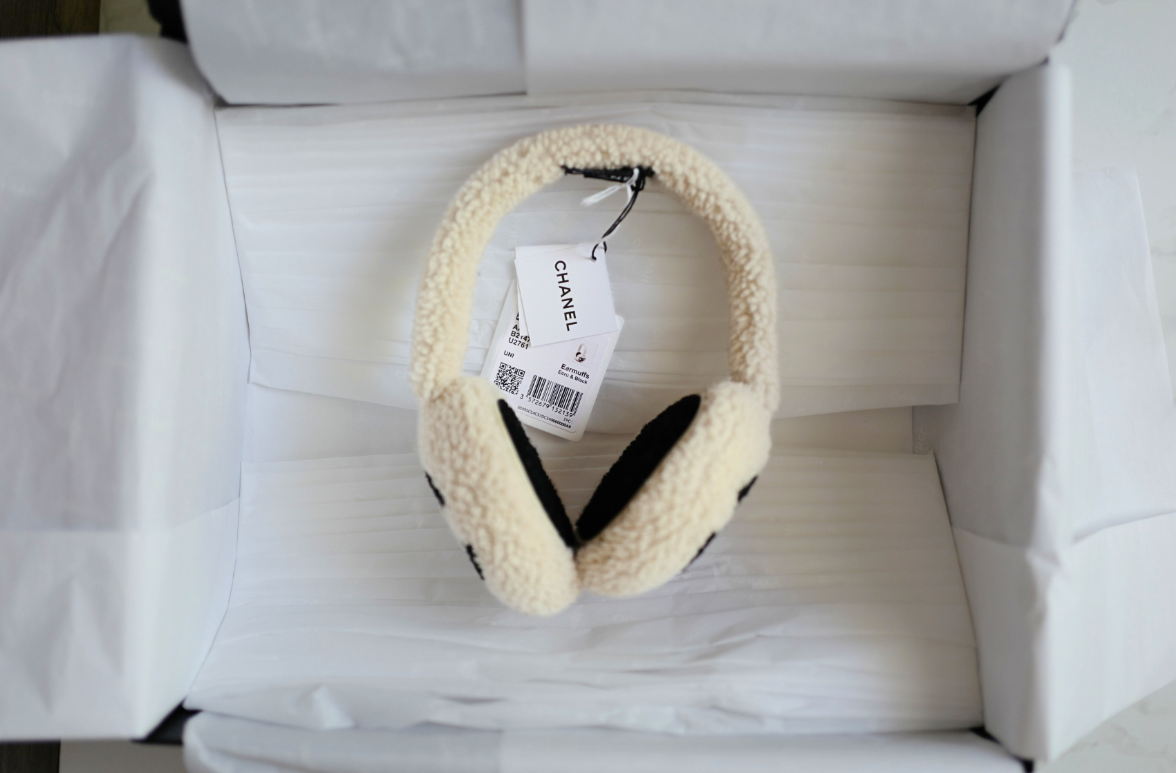 BNIB Chanel CC Earmuffs in Shearling Wool Ecru/Black