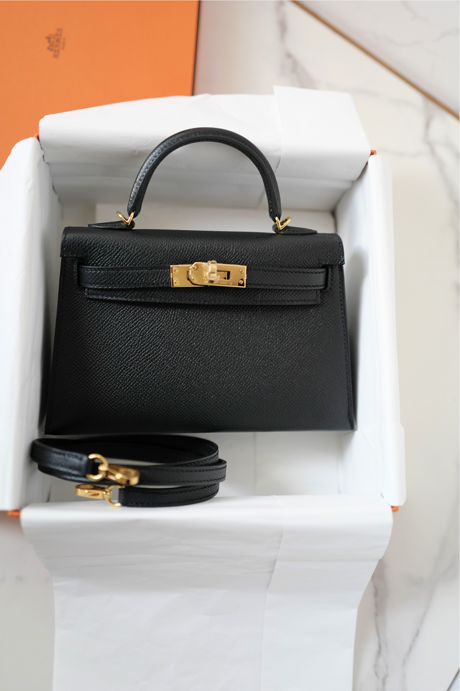 BNIB Hermès Mini Kelly 20 Black Epsom Leather with Gold Hardware Stamp W