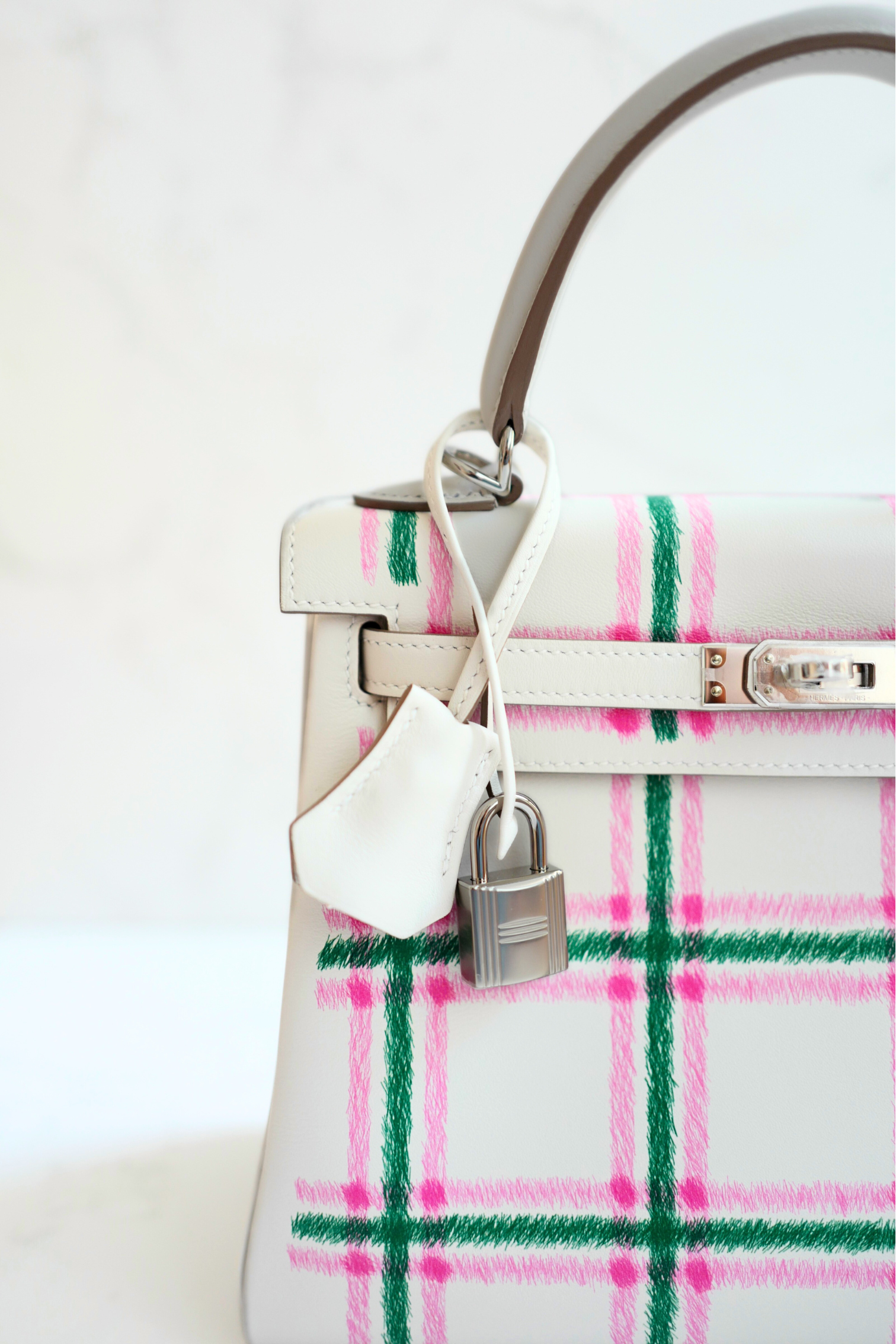 BNIB Hermès Kelly 25 Sellier Tartan Pattern White Leather Handbag With Palladium Hardware