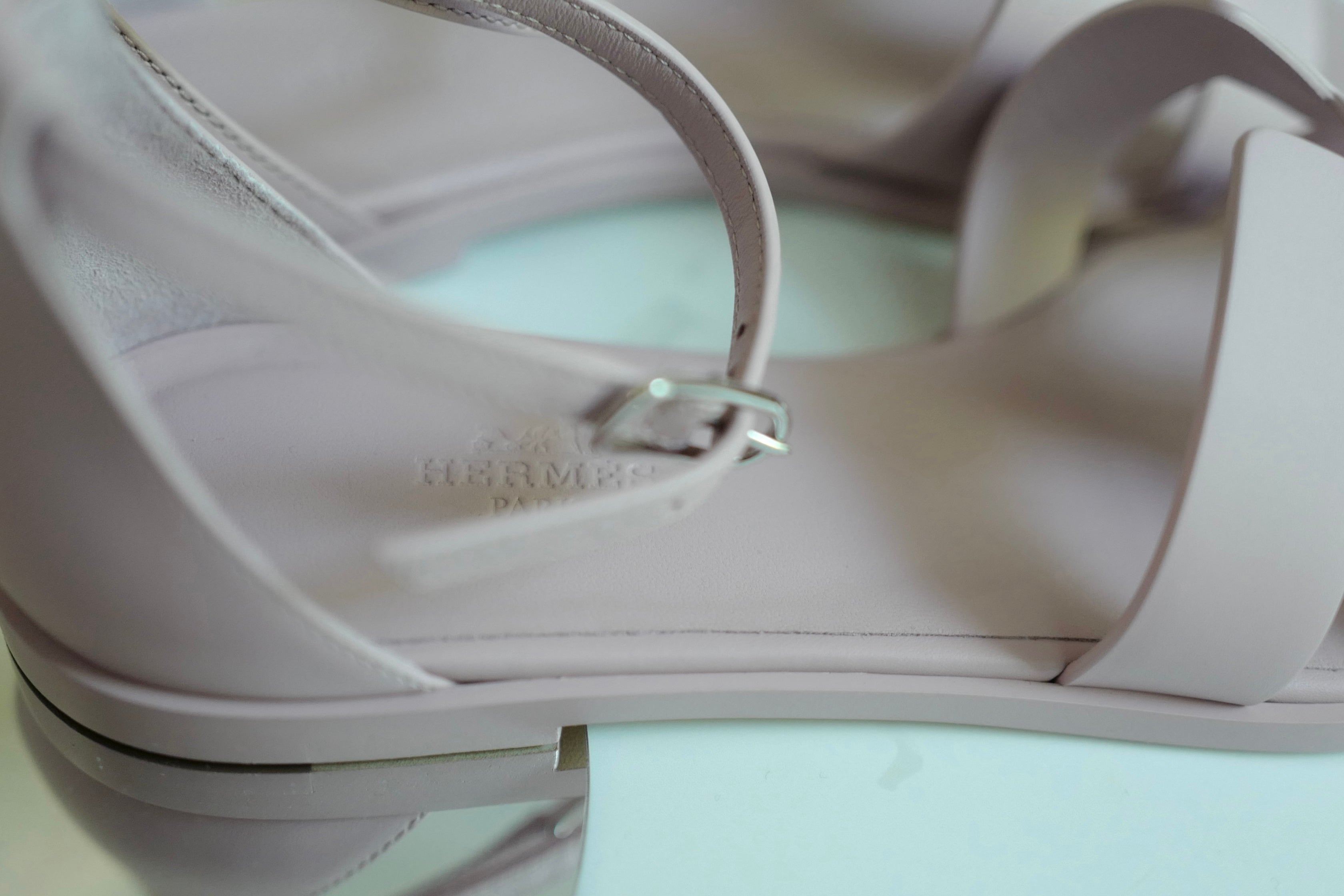 BNIB Hermes Santorini Sandal In rose cancan Size 38