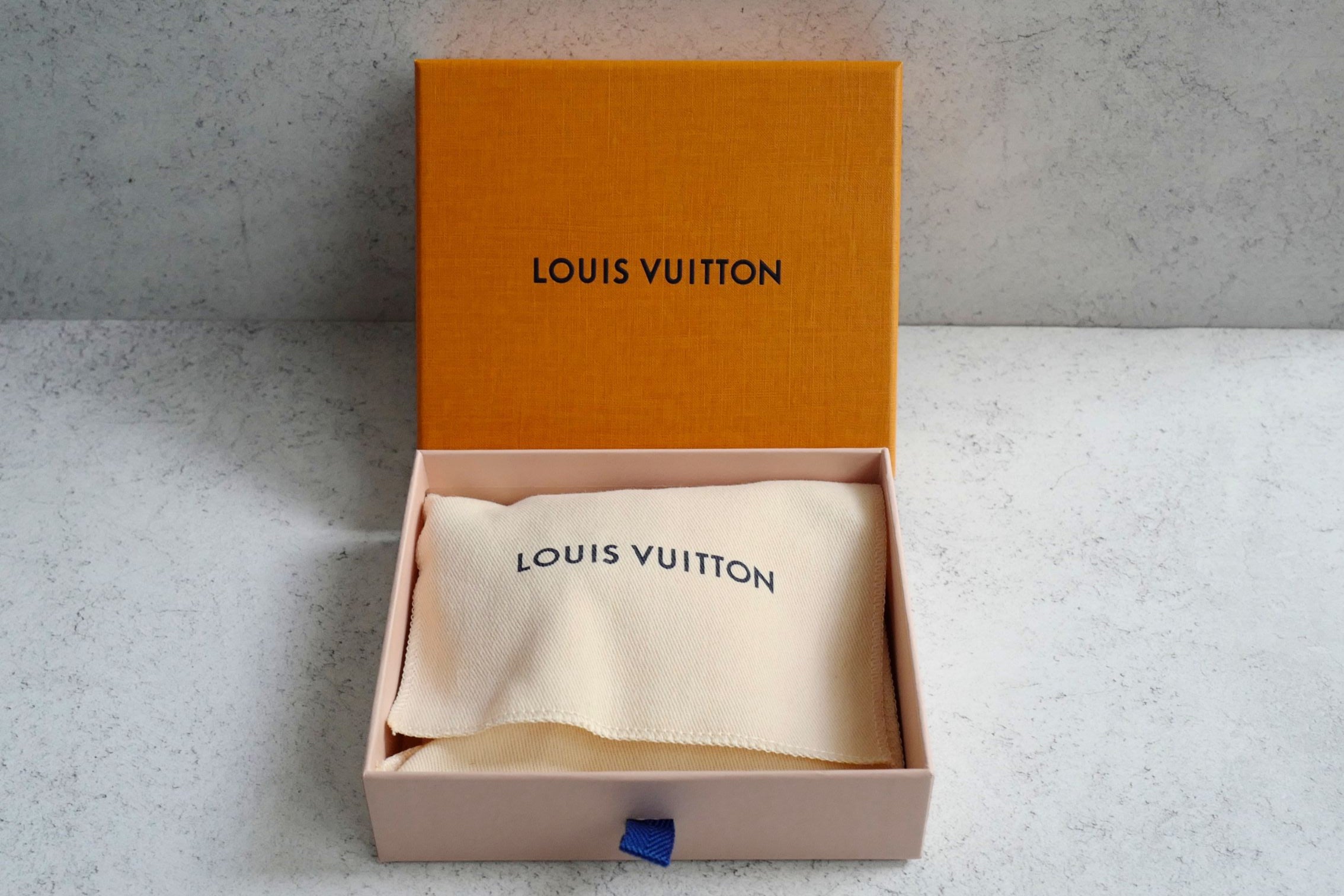 Louis Vuitton Vivienne Fur Key Holder White Mink Fur Leather Gold Hardware
