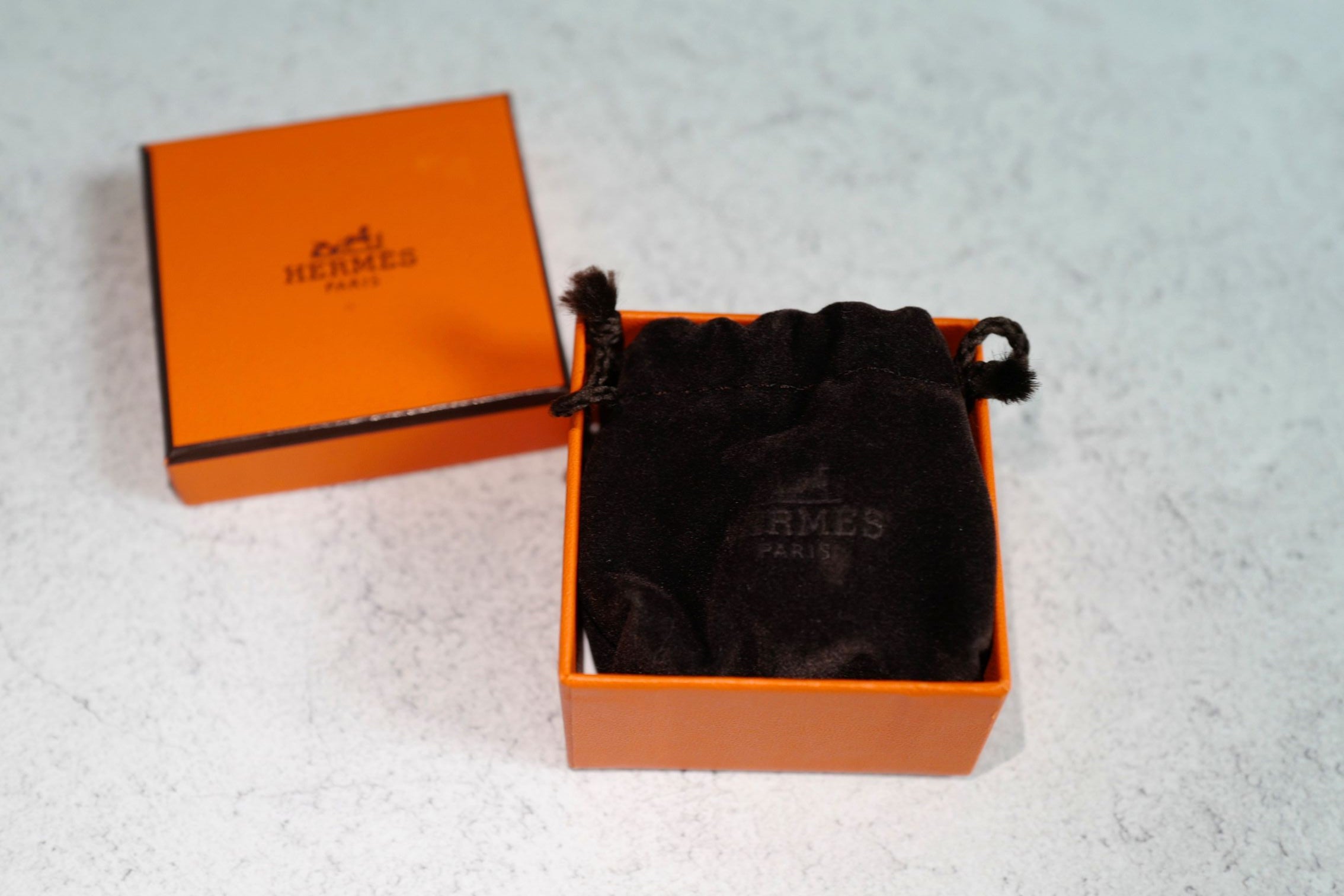 Hermès Rocabar Enamel Scarf Ring Black/Yellow/Blue Striped