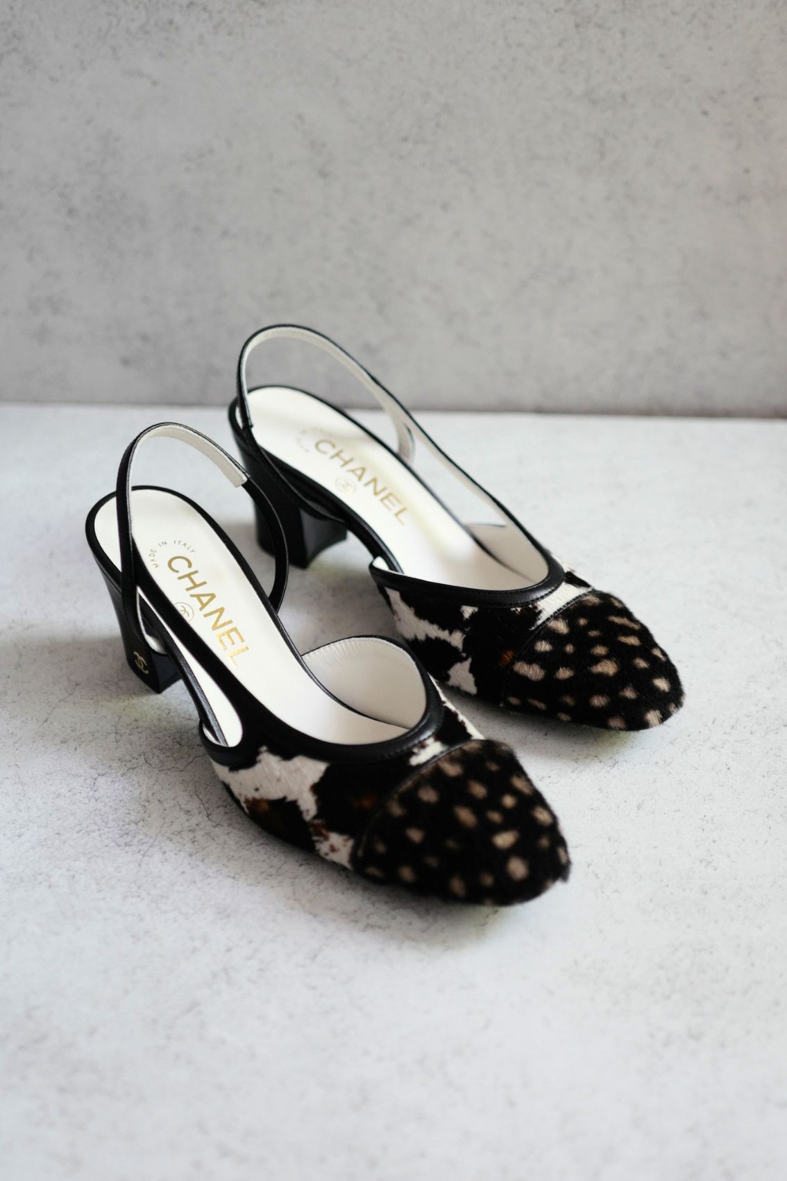 Chanel 26S Slingbacks Matthieu Blazy's White/Brown/Black Calfskin Size 38