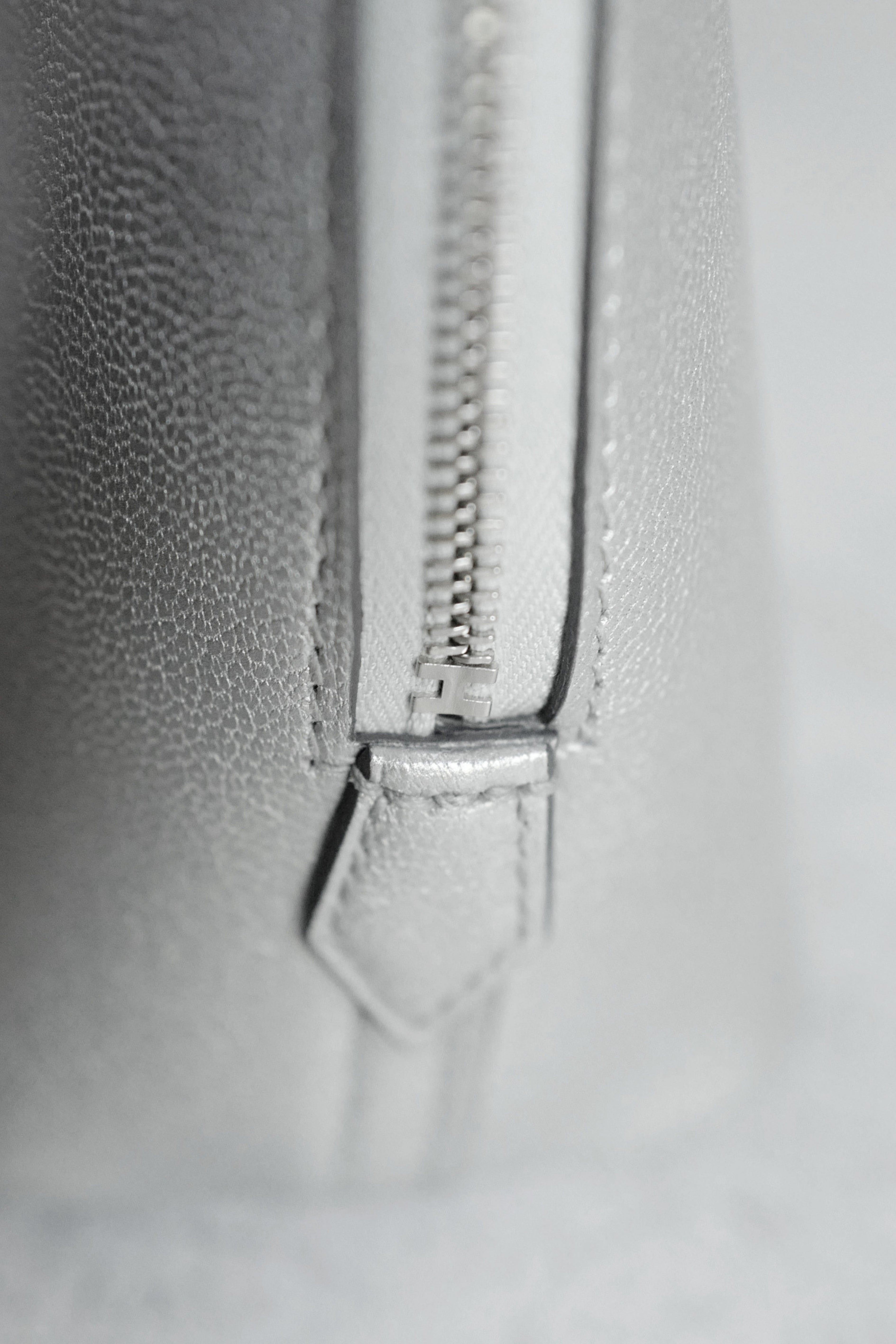Hermès Bolide 1923 Mini Bag Silver Chamkilight Goatskin PHW G Stamp 2026
