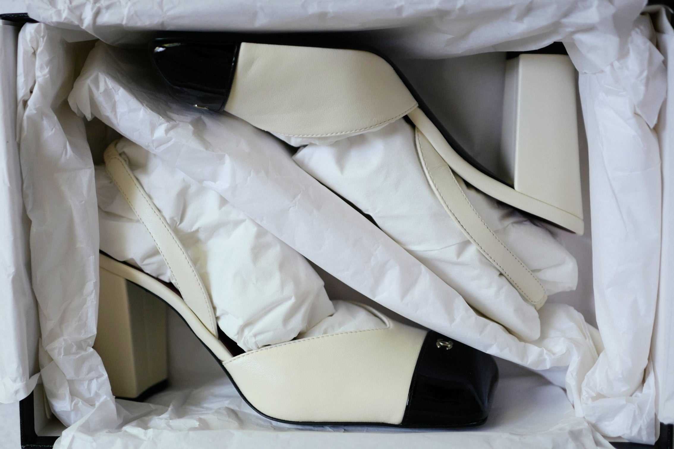 Chanel 26s Slingbacks Matthieu Blazy's Ivory Black Lambskin Calfskin Size 37