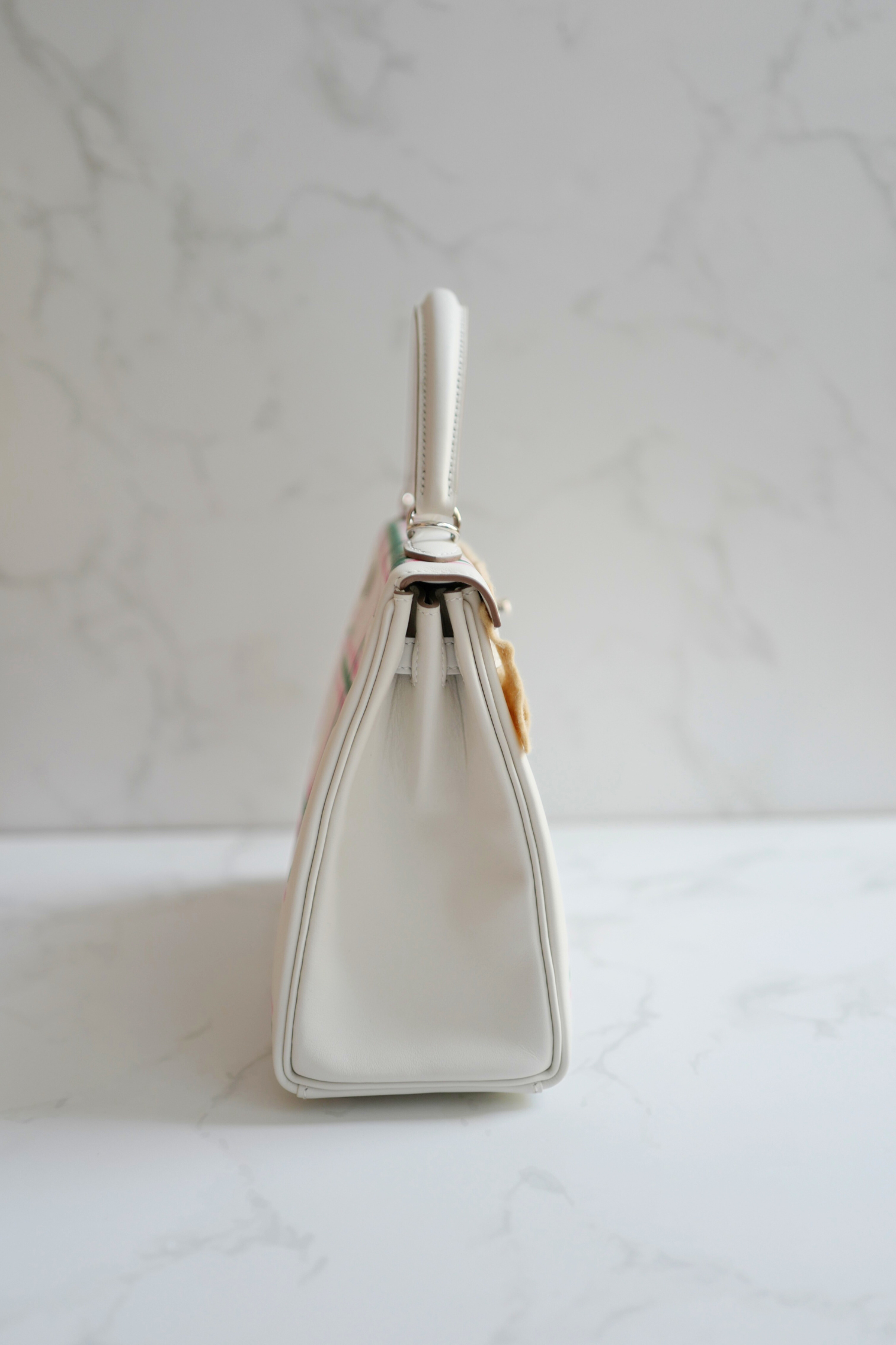 BNIB Hermès Kelly 25 Sellier Tartan Pattern White Leather Handbag With Palladium Hardware