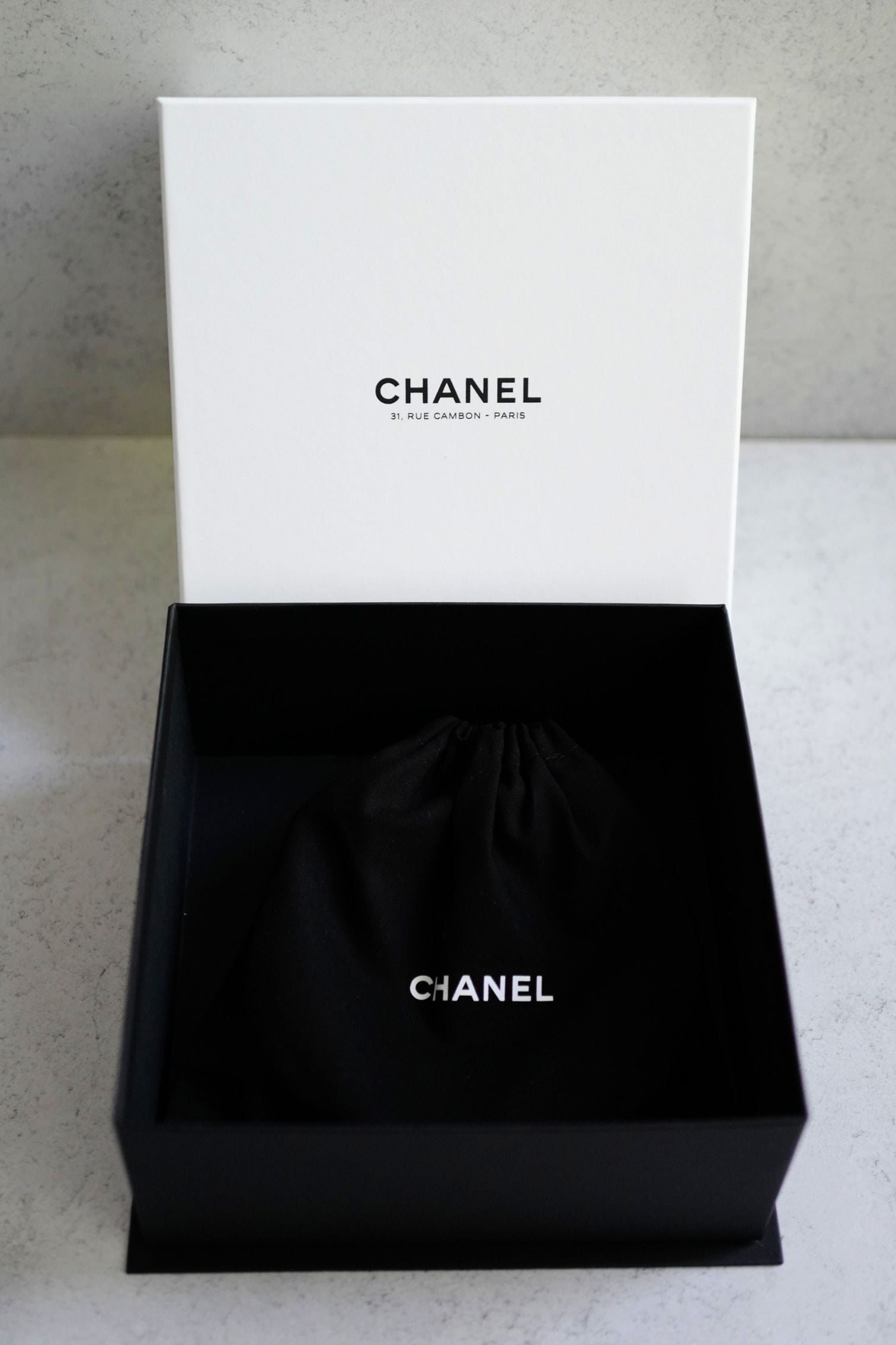 Chanel CC Reversible Belt Black Burgundy Silver Calfskin Metal Size 85