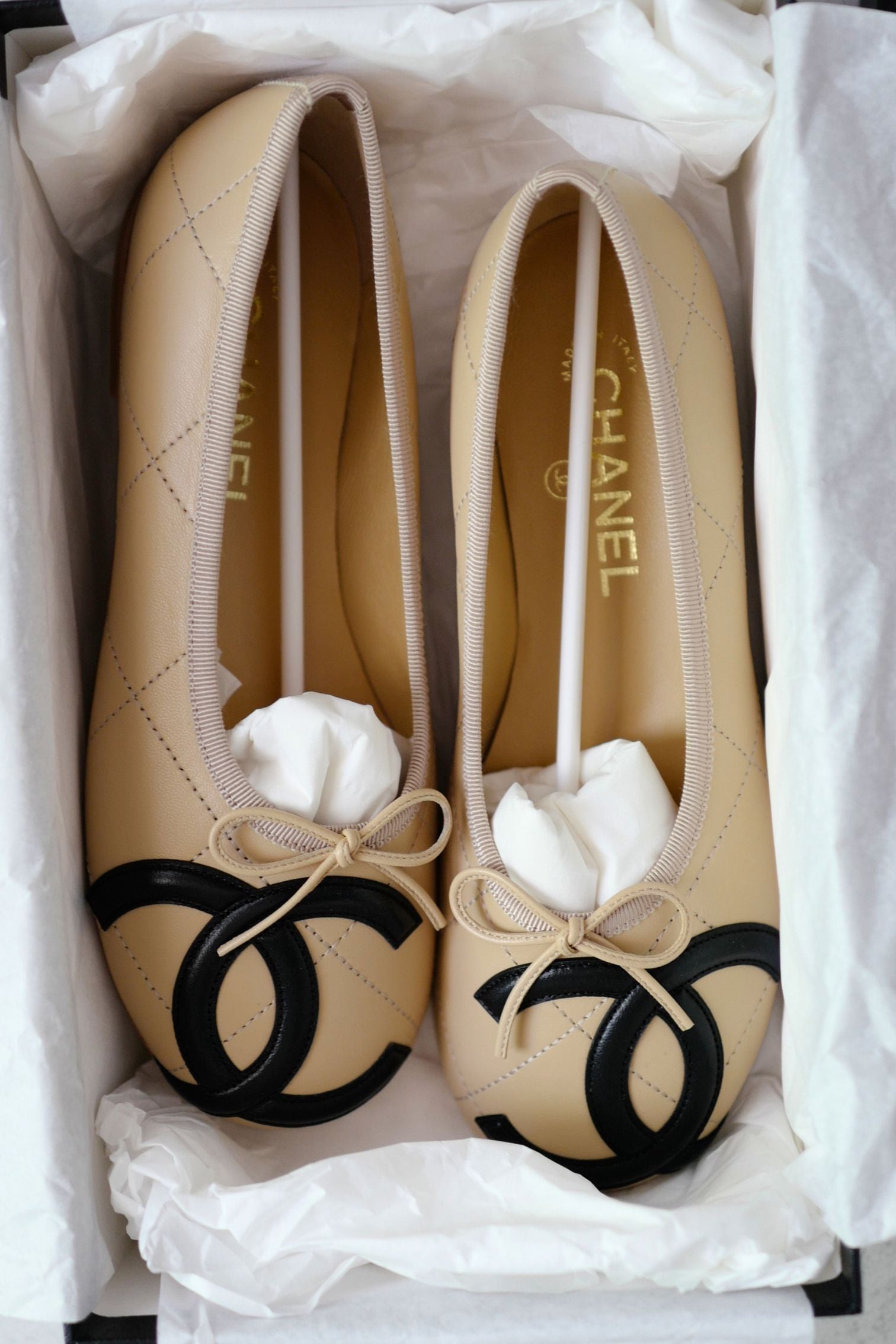 Chanel 26M Coco Beach Ballet Flats Beige Lambskin Size 37