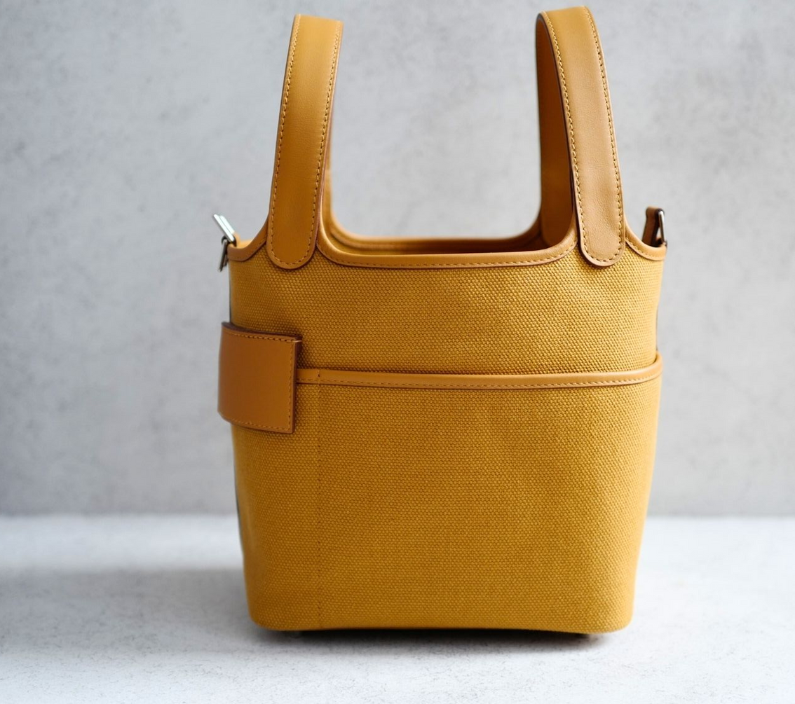 BNIB Hermes Picotin 18 Cargo in Sesame Palladium Hardware B Stamp