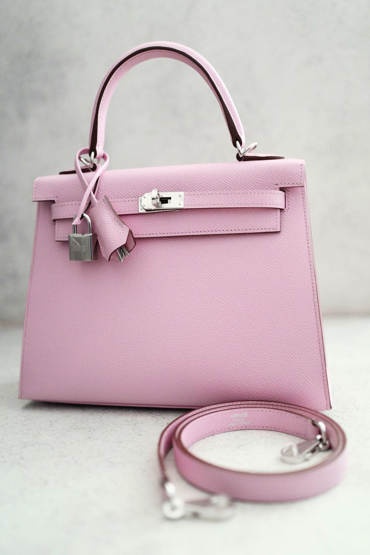 BNIB Hermès Kelly 25 Mauve Sylvestre Epsom Sellier PHW G Stamp 2026