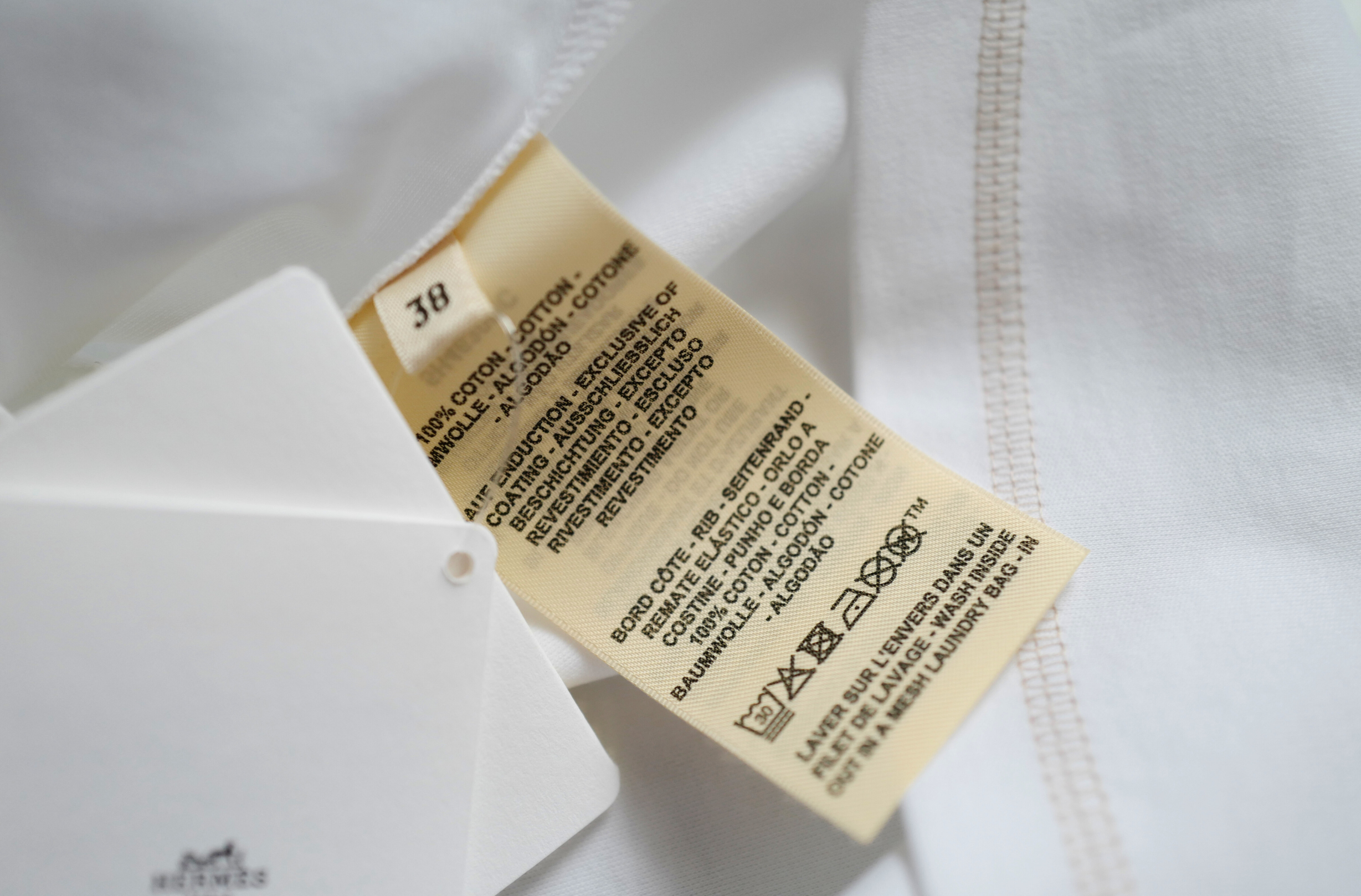 NEW Hermès Candy Libris Print T-Shirt White Cotton Size 38