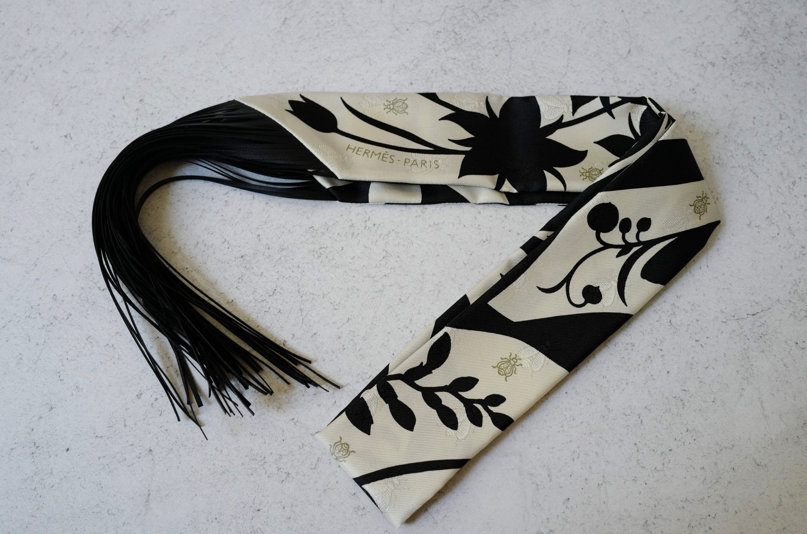 NEW Hermès Twilly Scarf Bouquet Final Leather Fringe Crème/Noir