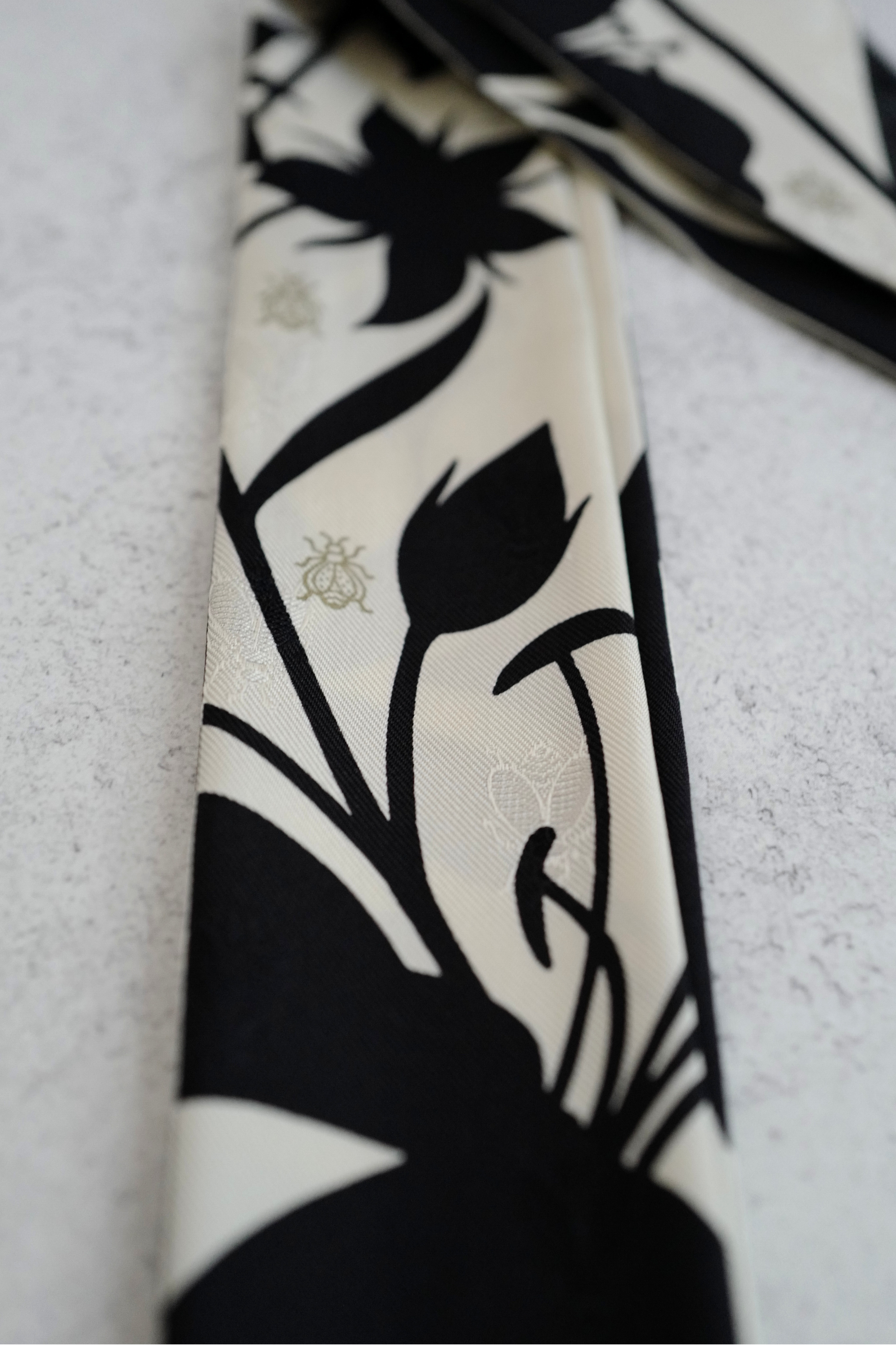 NEW Hermès Twilly Scarf Bouquet Final Leather Fringe Crème/Noir