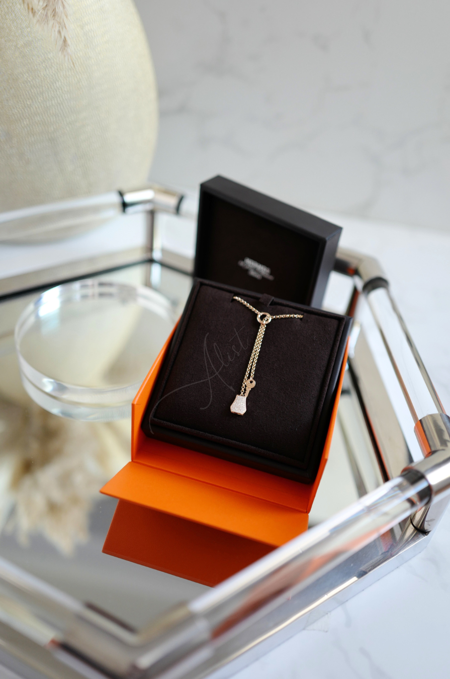 New Hermes Kelly Clochette Necklace pm dia 18k Rose Gold With Diamonds $11K