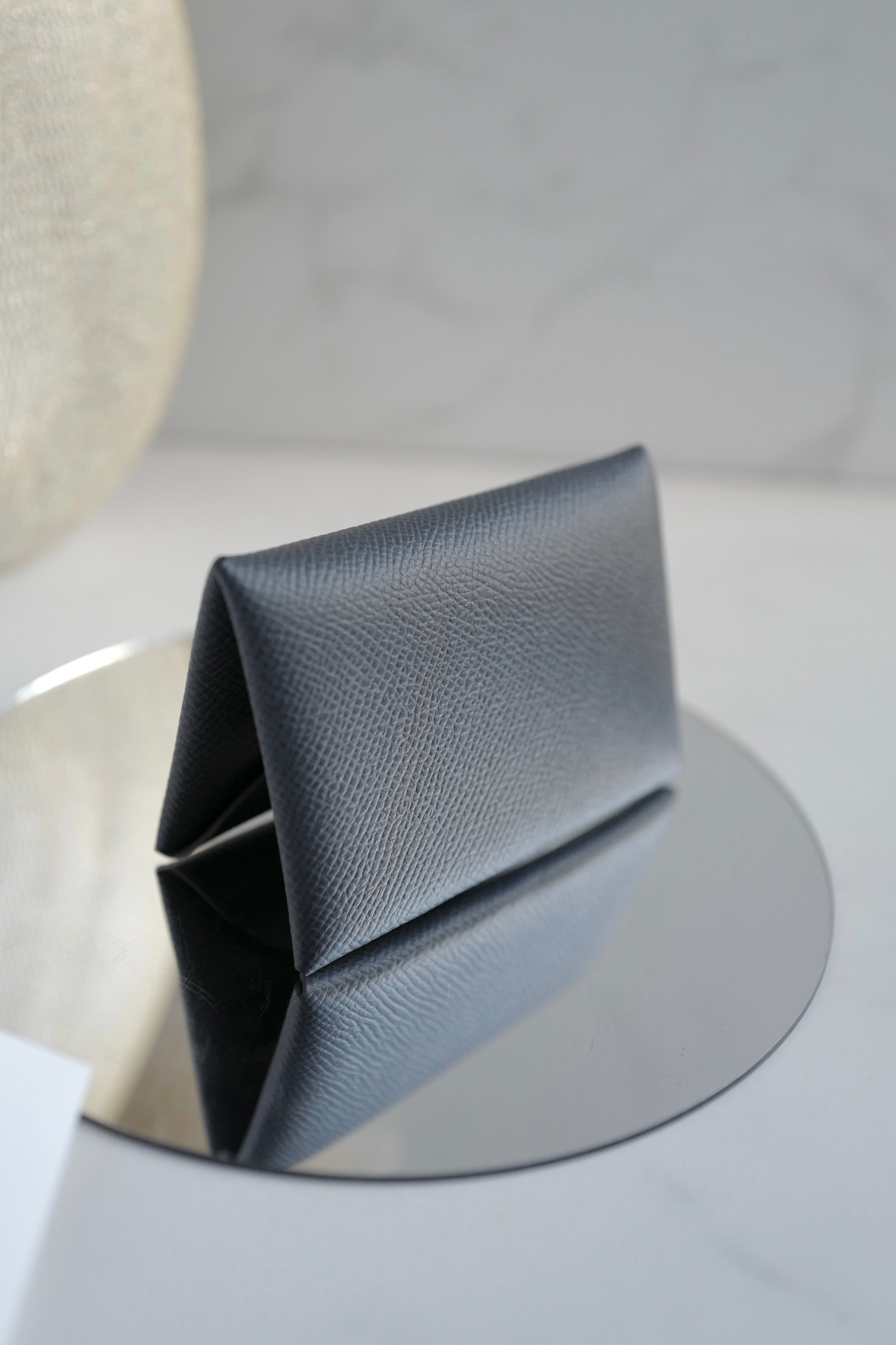 BNIB Hermes Calvi Duo in Gris Misty Epsom Leather Card Holder PHW