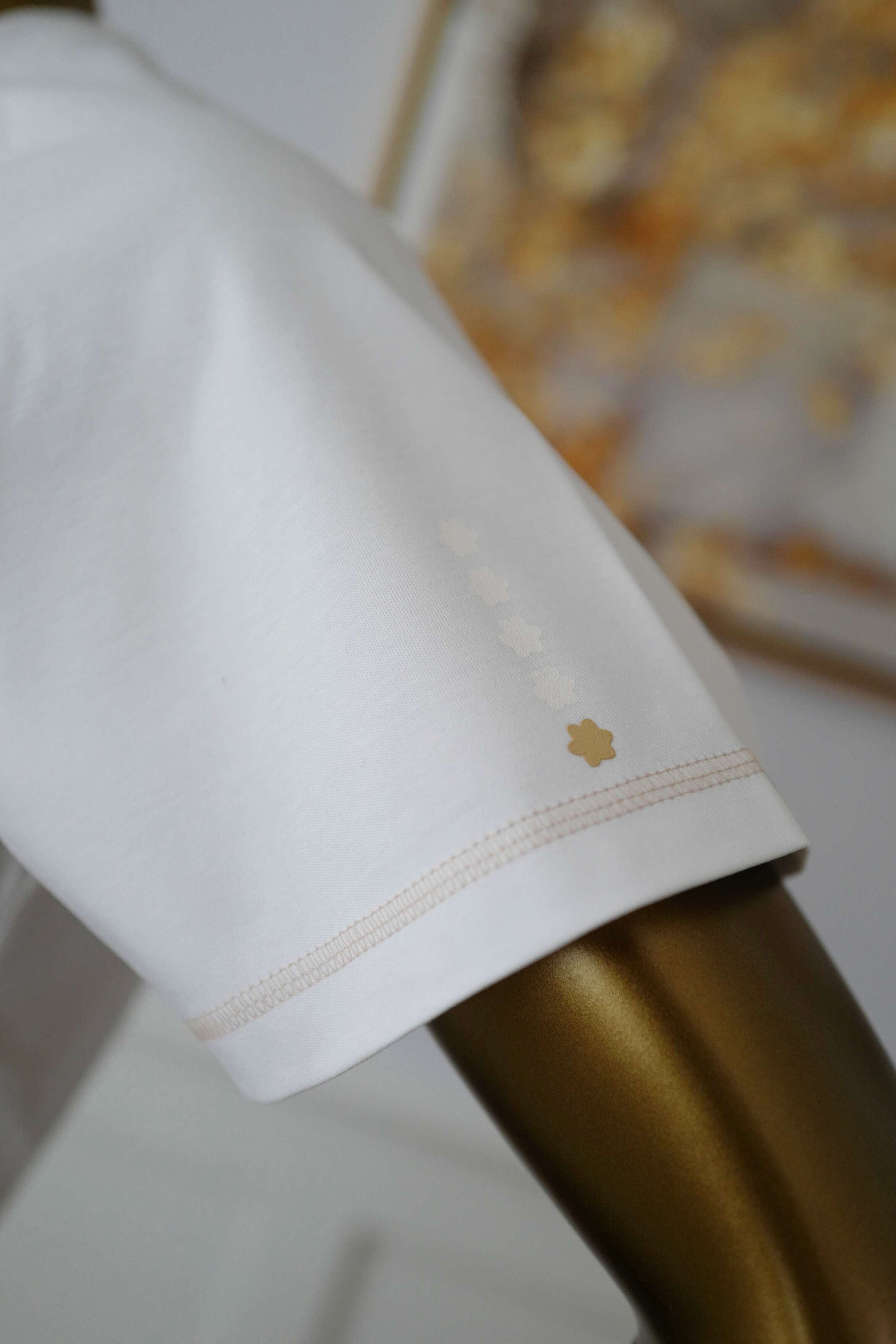 NEW Hermès Candy Libris Print T-Shirt White Cotton Size 38