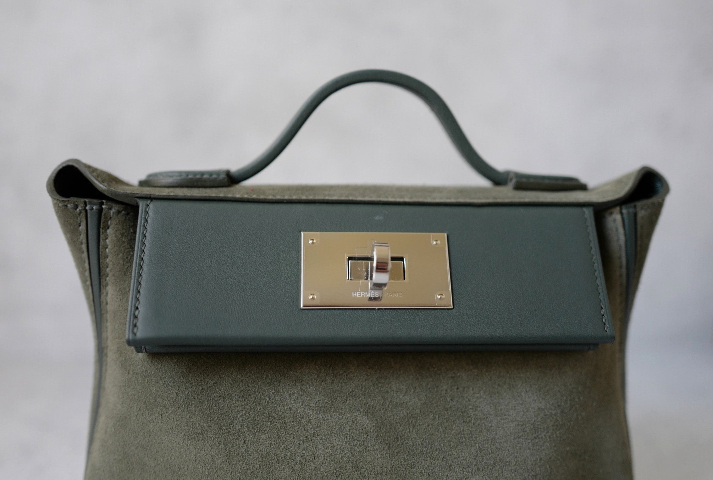 BNIB Hermès Sac 24/24-21 Bag Veau Grizzly & Swift Sable Gris Vert Mangrove with Palladium Hardware