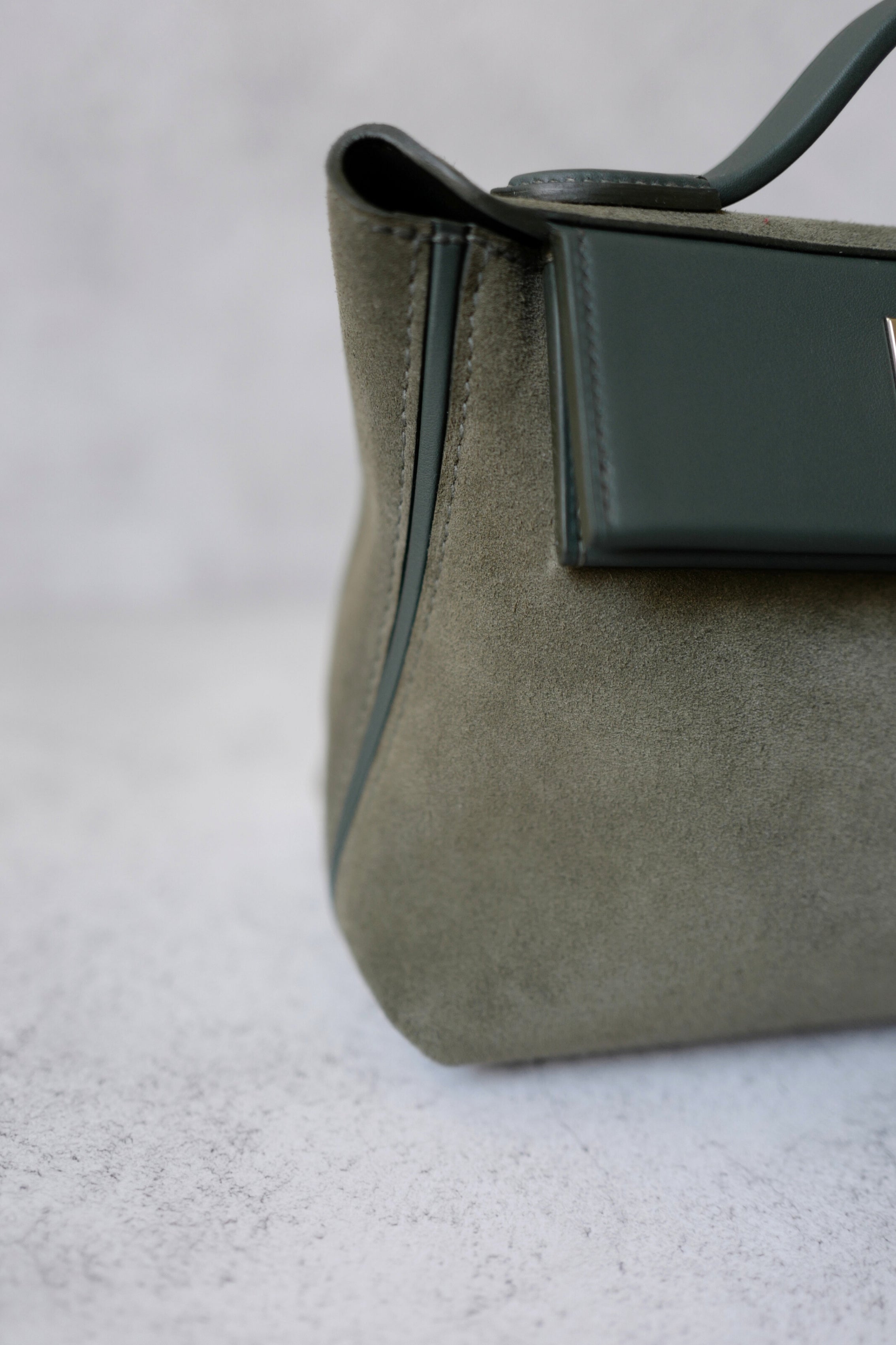 BNIB Hermès Sac 24/24-21 Bag Veau Grizzly & Swift Sable Gris Vert Mangrove with Palladium Hardware
