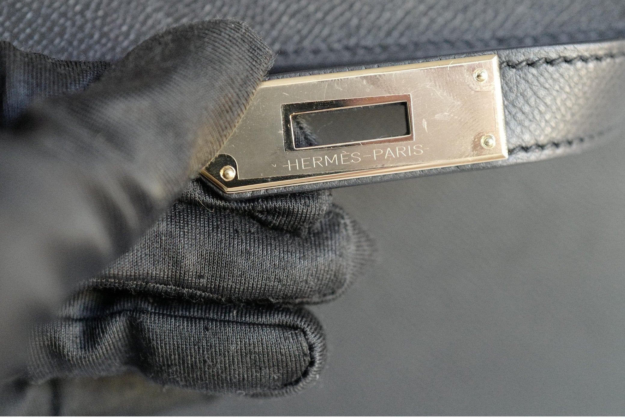 Hermes Kelly Sellier 28 Black Epsom Leather Permabrass Hardware B Stamp 2023