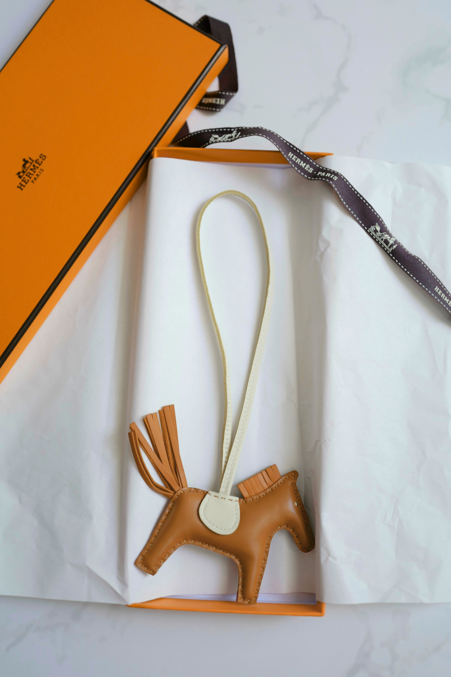 BNIB Hermes Rodeo PM Agneau Gold/Pain D'epice/Craie