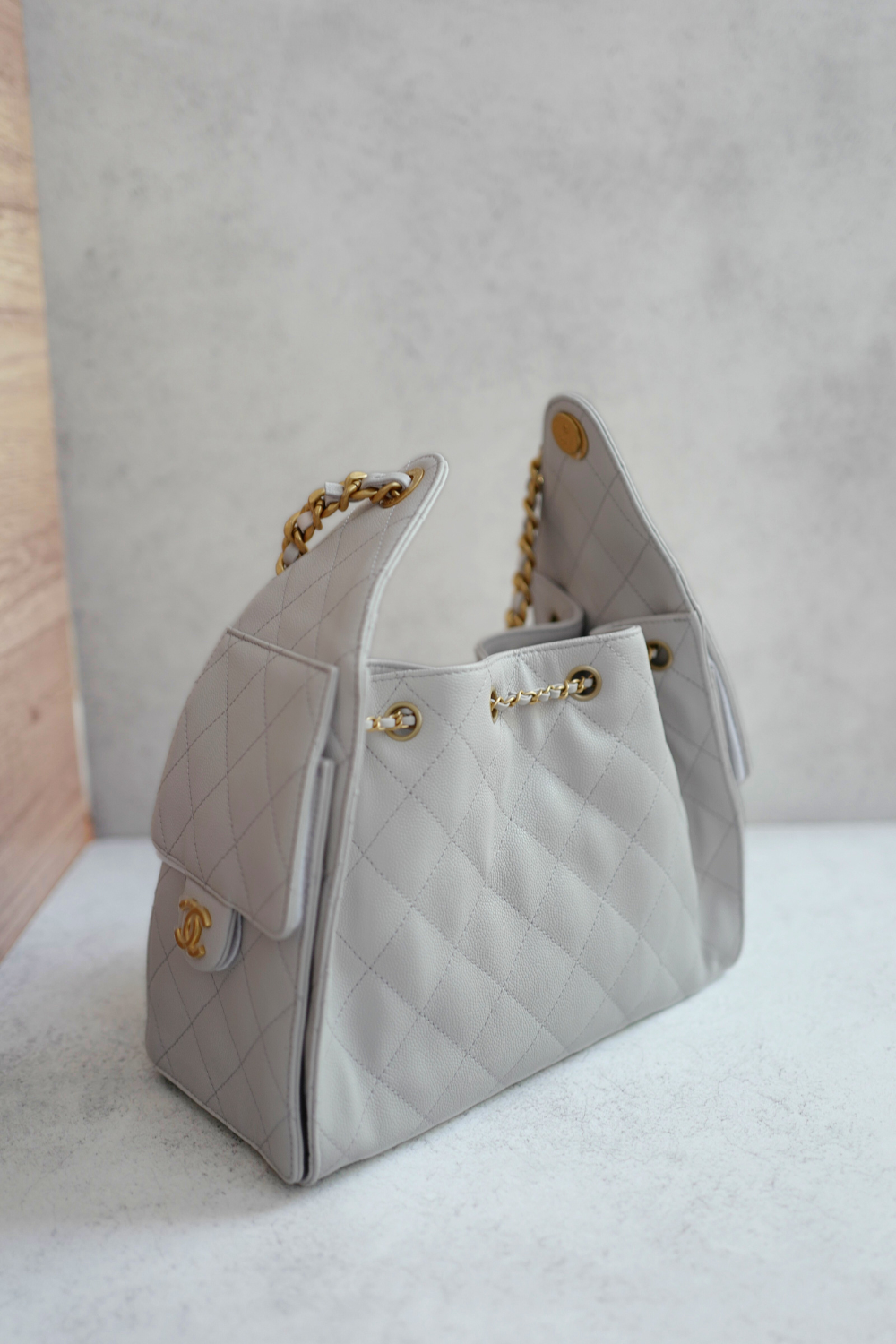 NEW CHANEL 2025 25B Small Hobo Bag Grained Calfskin Pale Grey