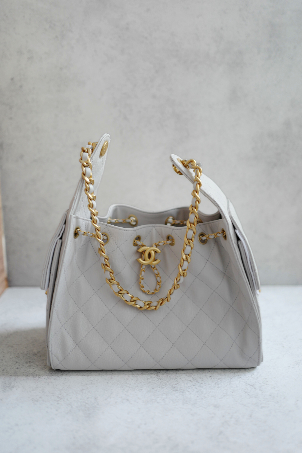NEW CHANEL 2025 25B Small Hobo Bag Grained Calfskin Pale Grey
