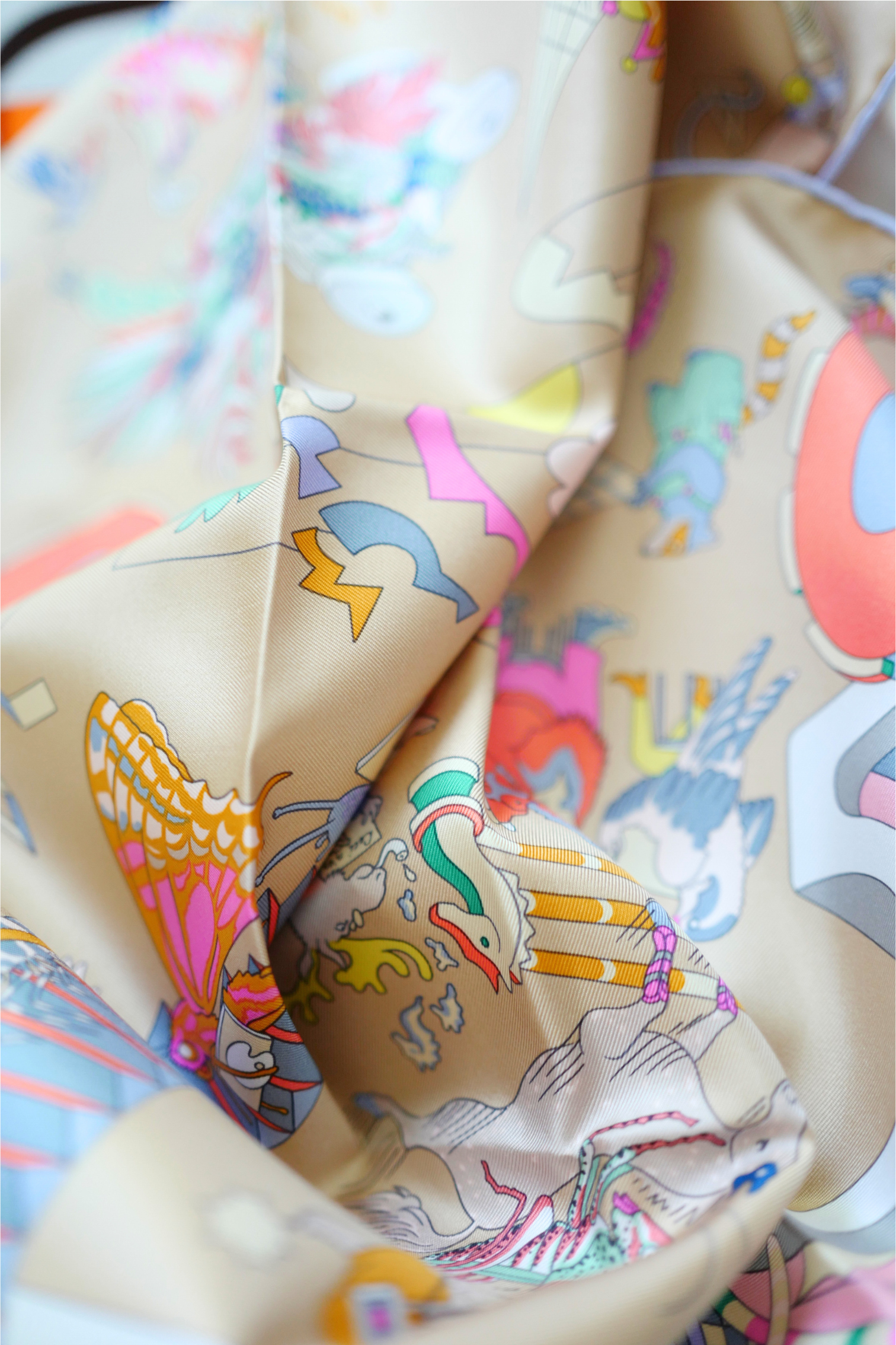 NEW Hermès Scarf 90 Academia Hippica Rose Bonbon/Gris Silk Scarf