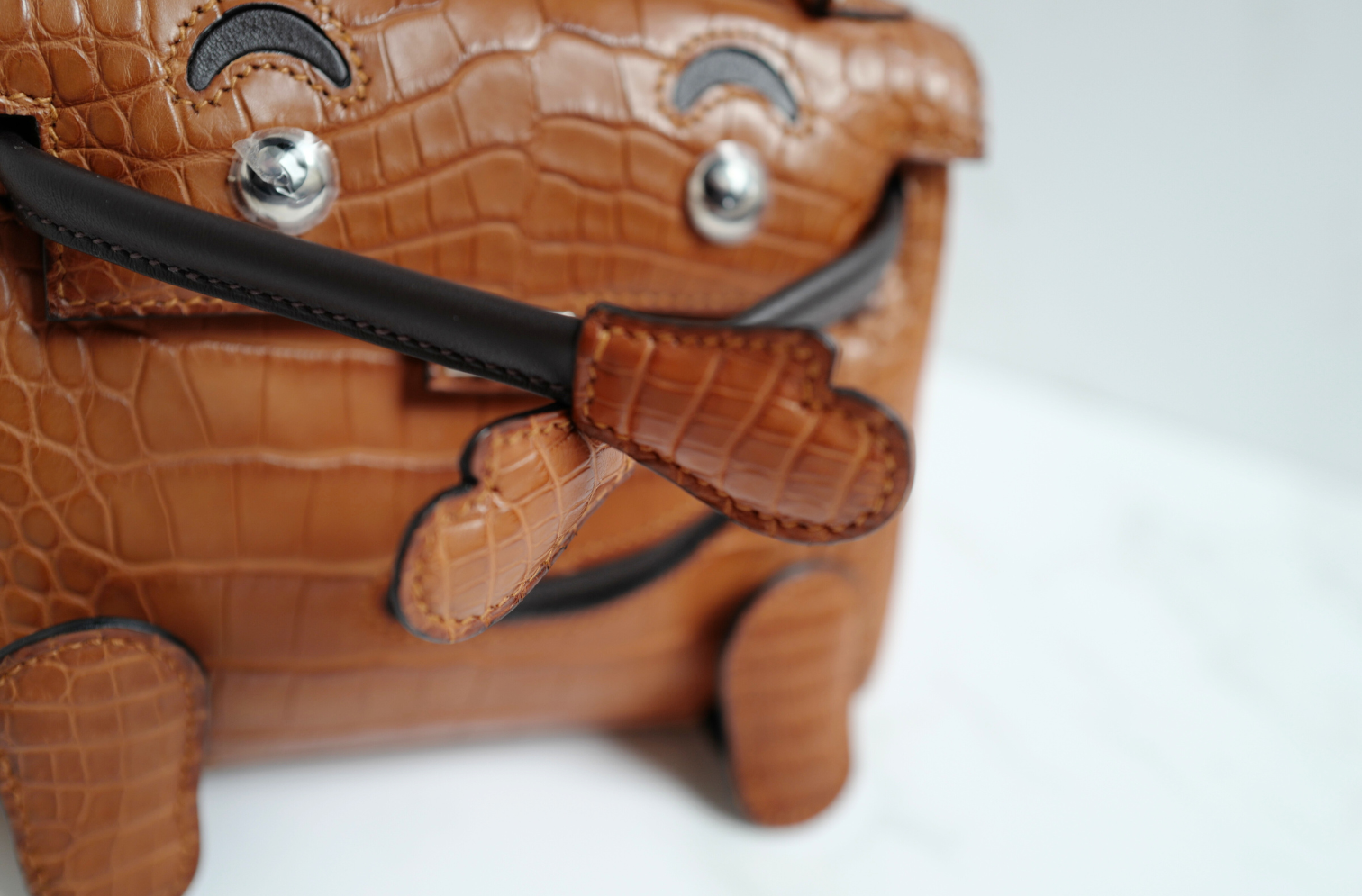 BNIB Hermès Kelly dole Gold Matte Crocodile Leather Handbag with Palladium Hardware