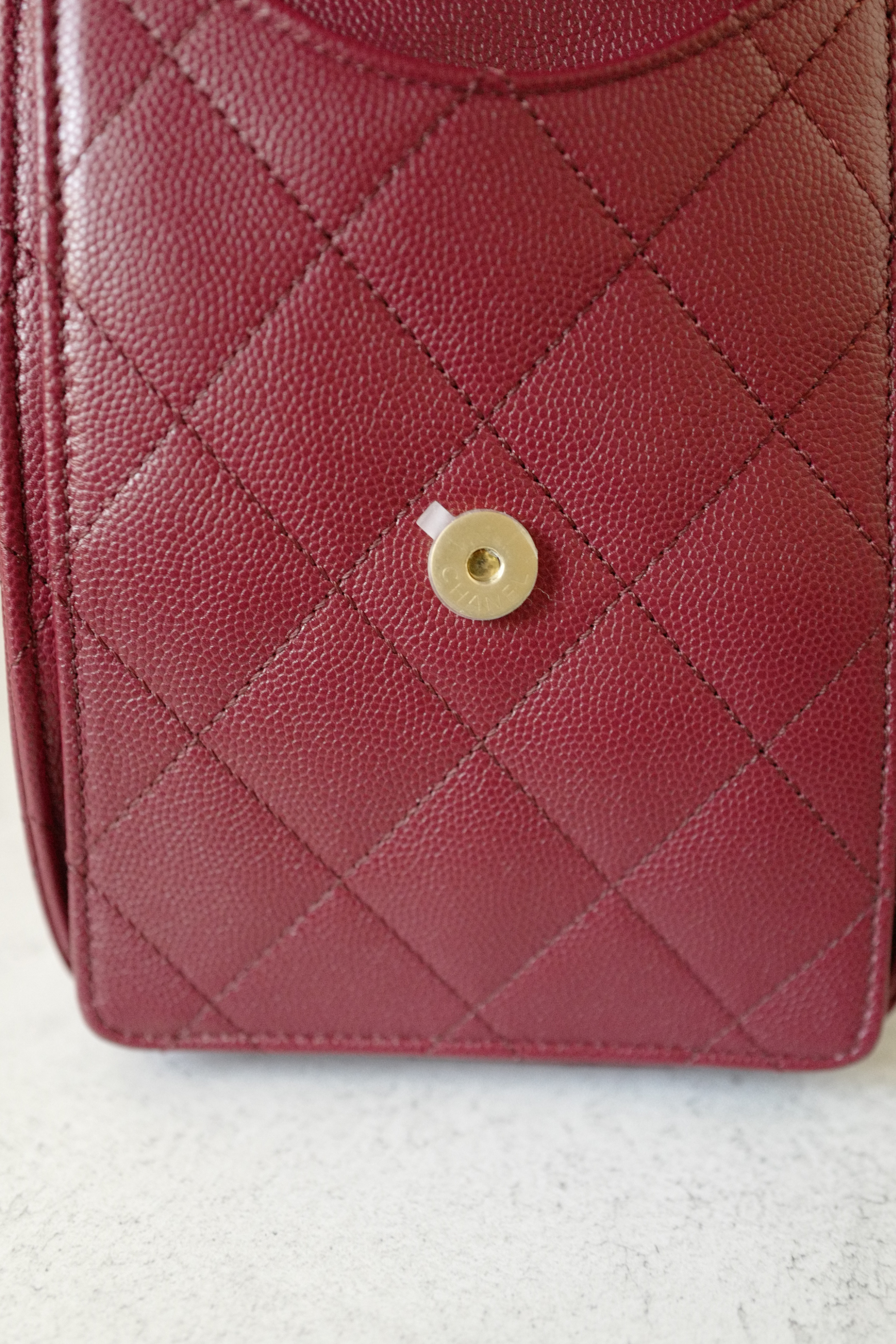 BNIB Chanel 25K Small Hobo Bag Red Grained Calfskin with Gold Hardware