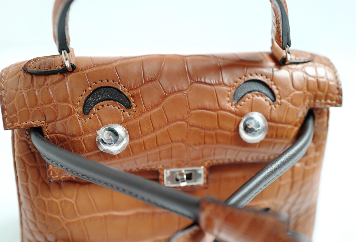 BNIB Hermès Kelly dole Gold Matte Crocodile Leather Handbag with Palladium Hardware