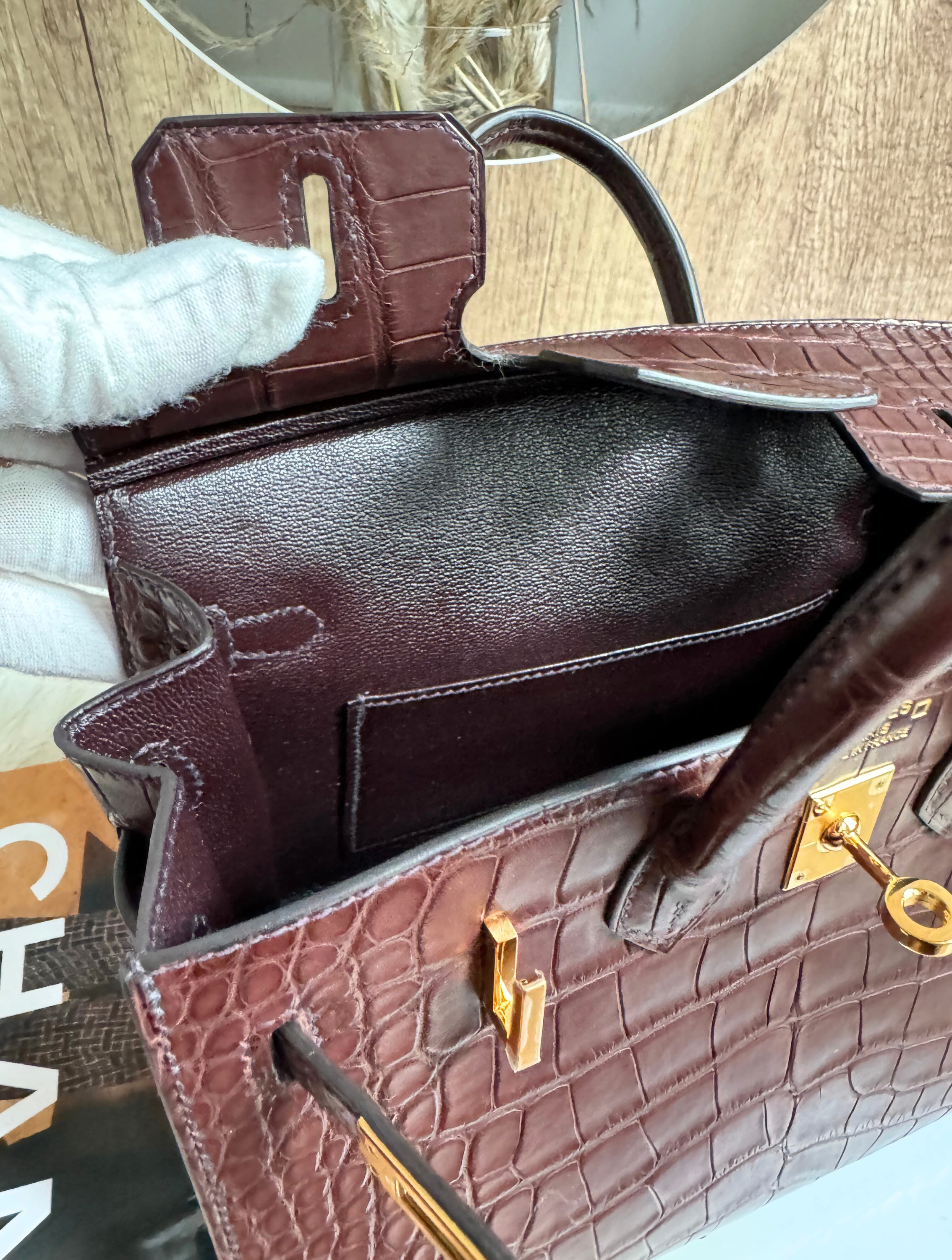Hermès Birkin 20 Havane Matte Alligator Gold Hardware NEW