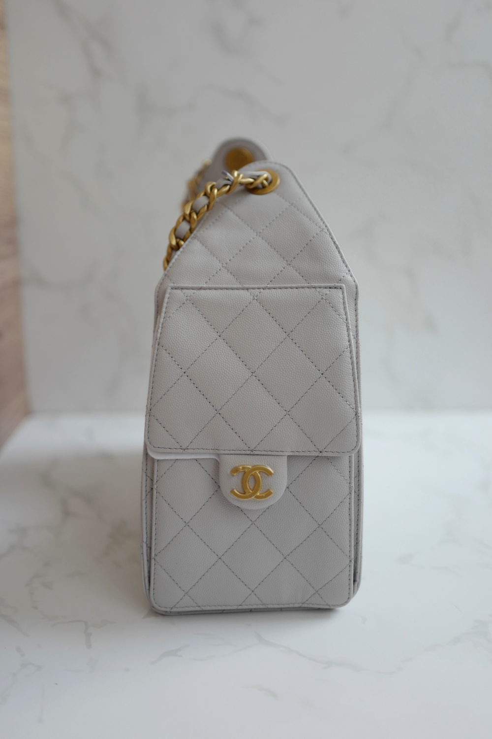 NEW CHANEL 2025 25B Small Hobo Bag Grained Calfskin Pale Grey