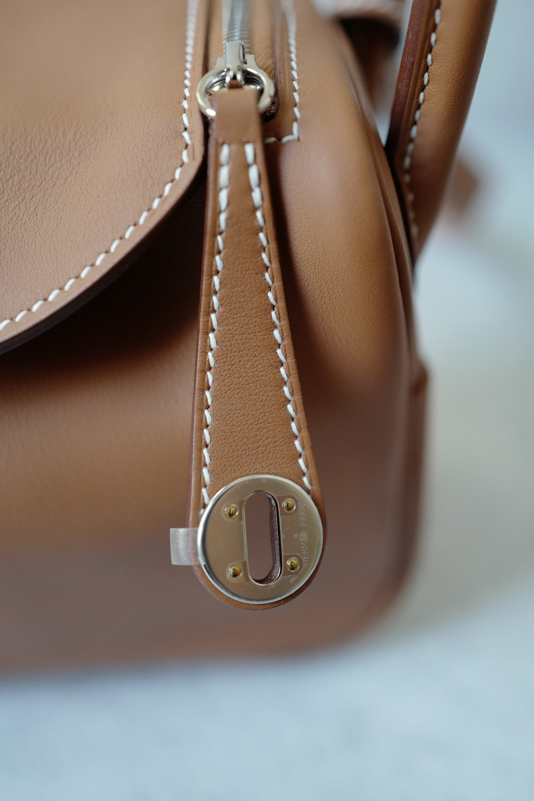 BNIB Hermès Lindy Mini II Bag Swift Leather Gold 37 Electrum Silver/Gold Hardware