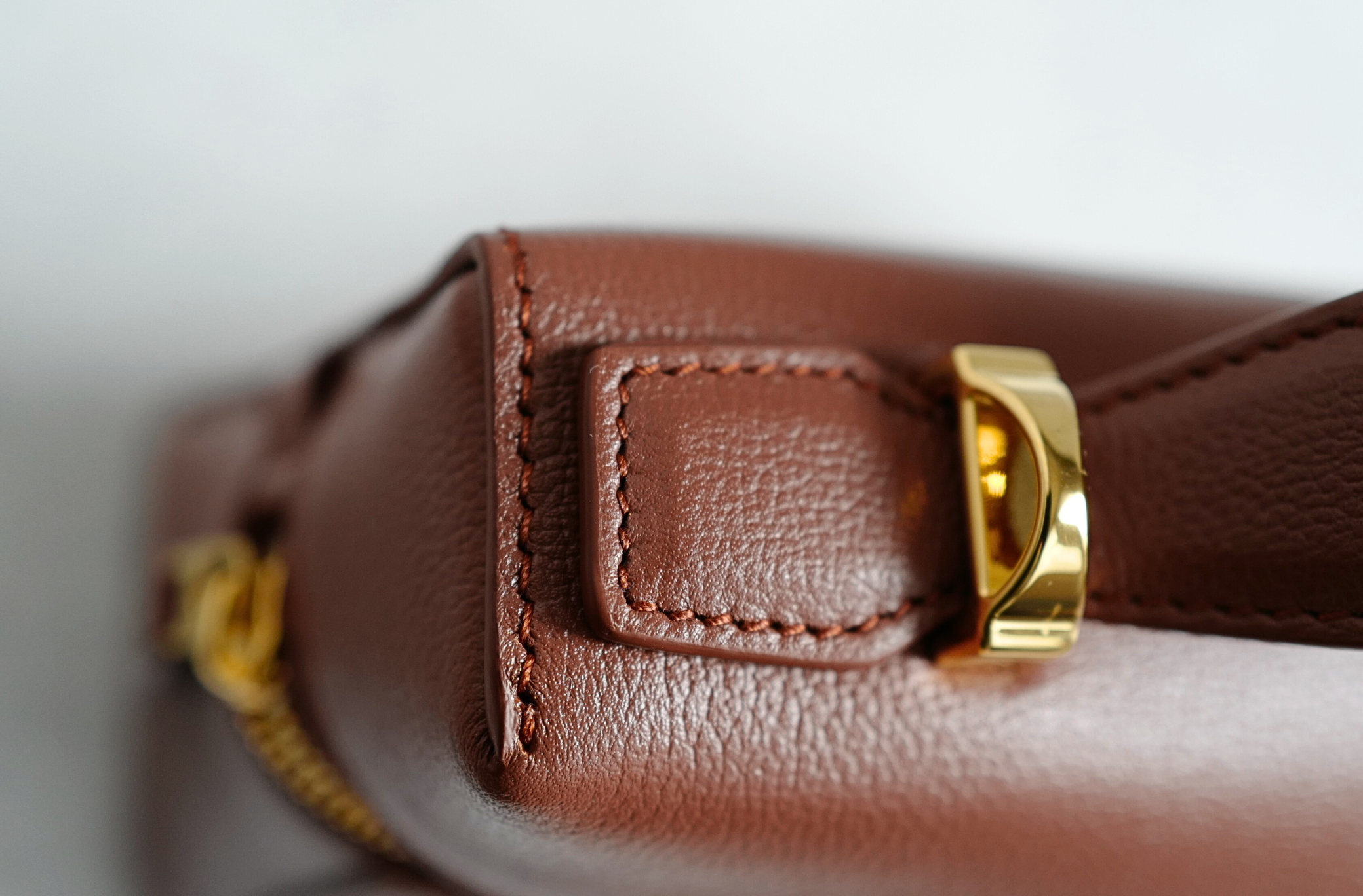 NEW Loro Piana Extra Bag L23 Burnt Tan Sun Gold Calfskin Leather Crossbody Bag