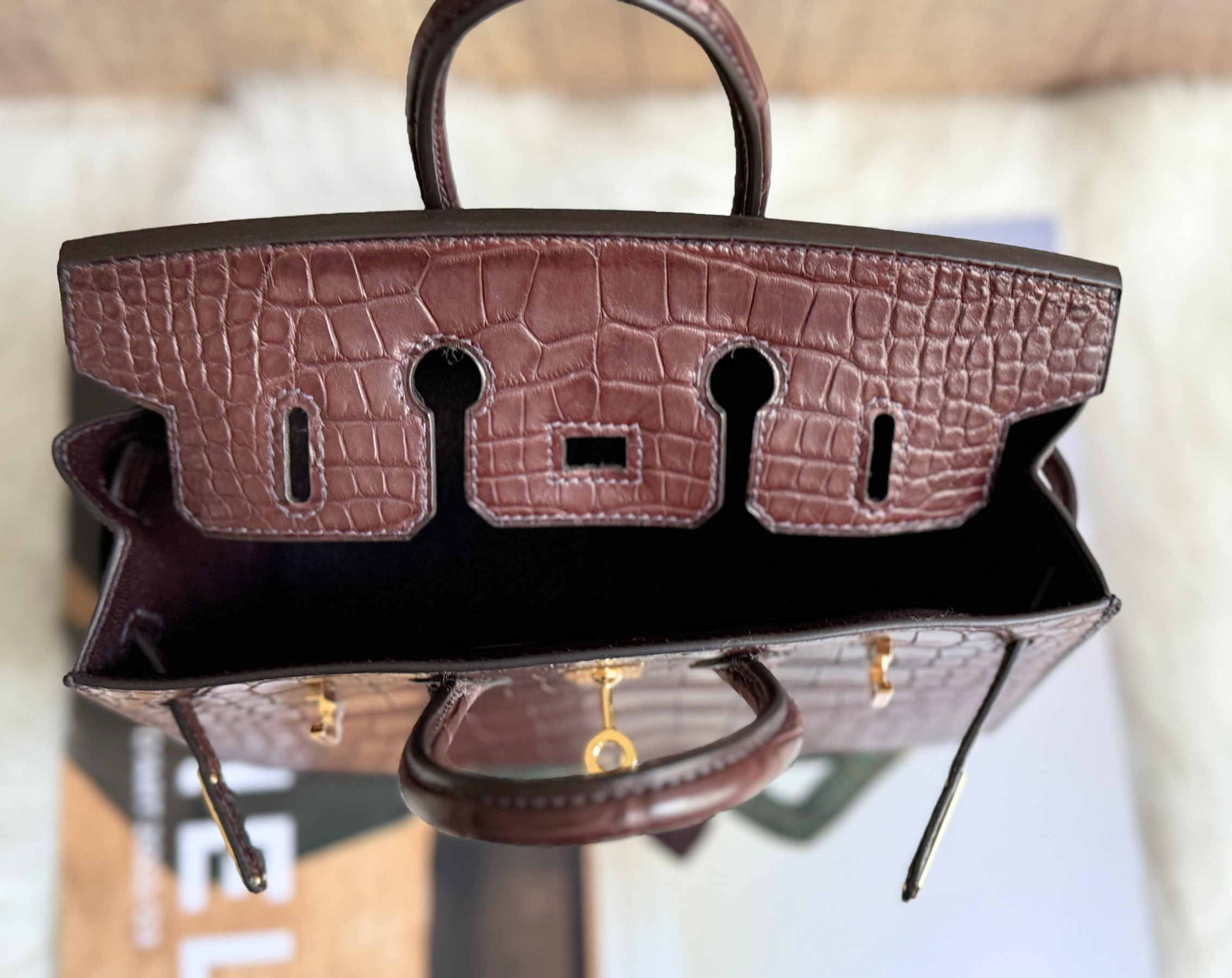 Hermès Birkin 20 Havane Matte Alligator Gold Hardware NEW