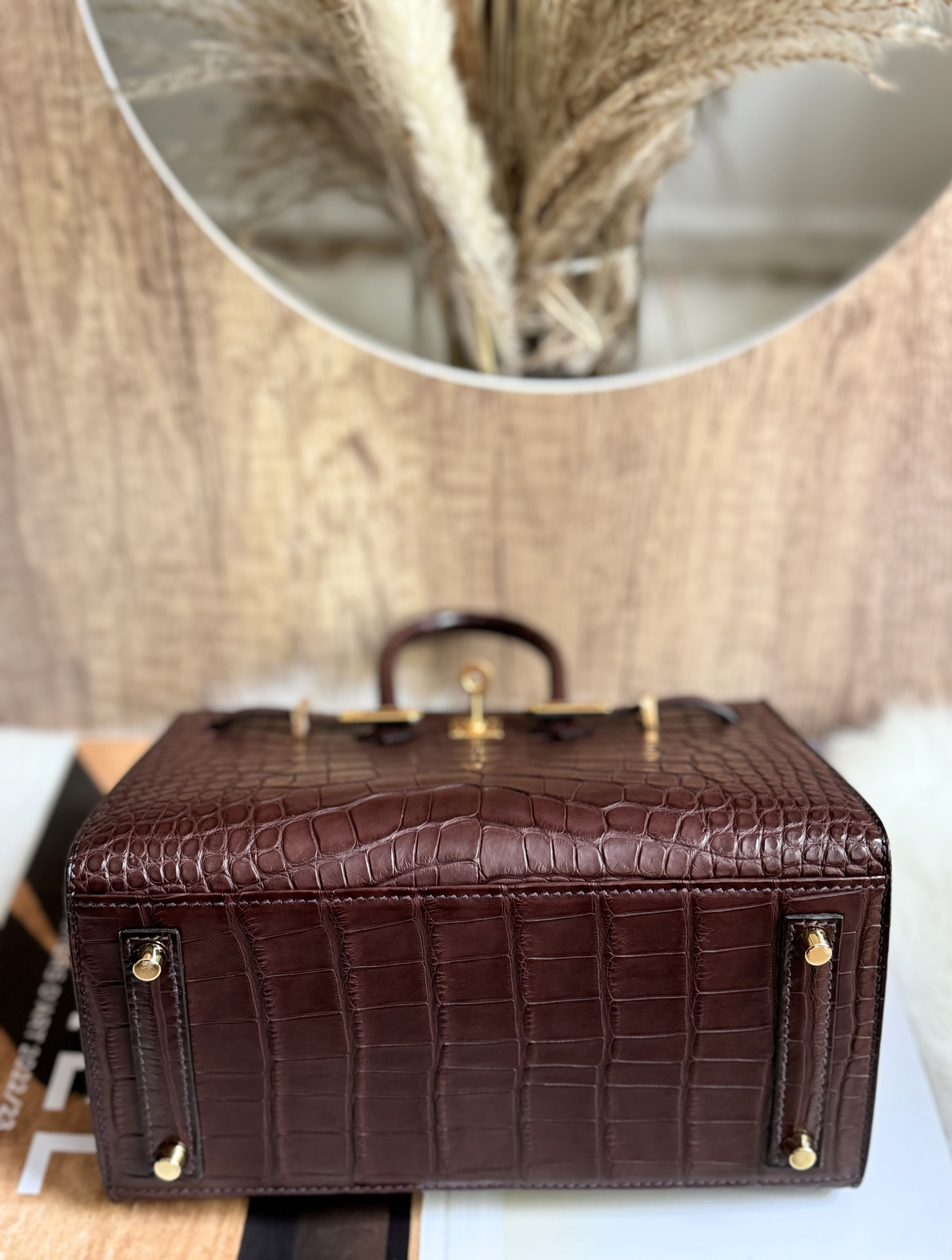 Hermès Birkin 20 Havane Matte Alligator Gold Hardware NEW