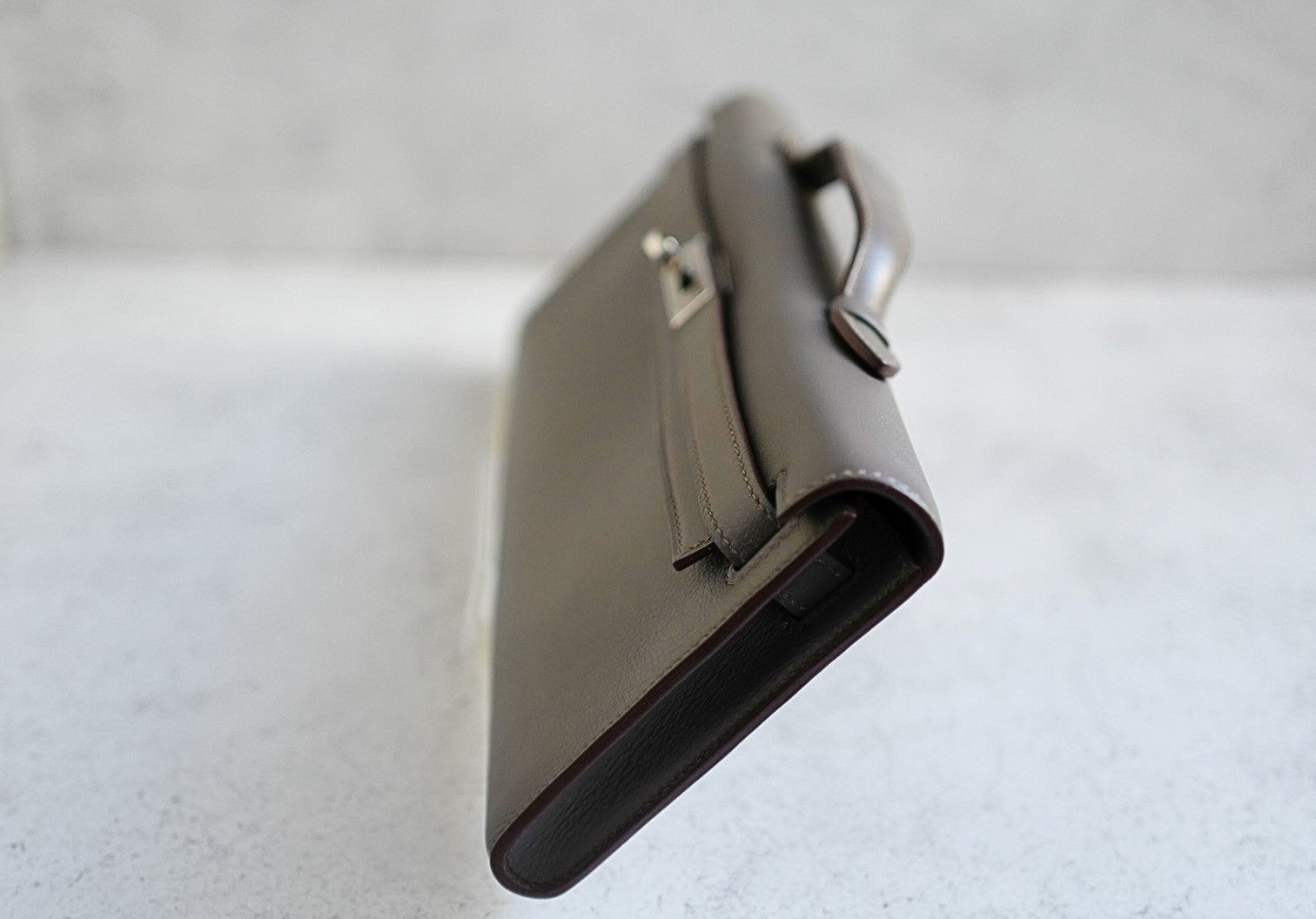 Hermès Kelly Cut Etain Swift Leather Palladium Hardware Preowned Clutch