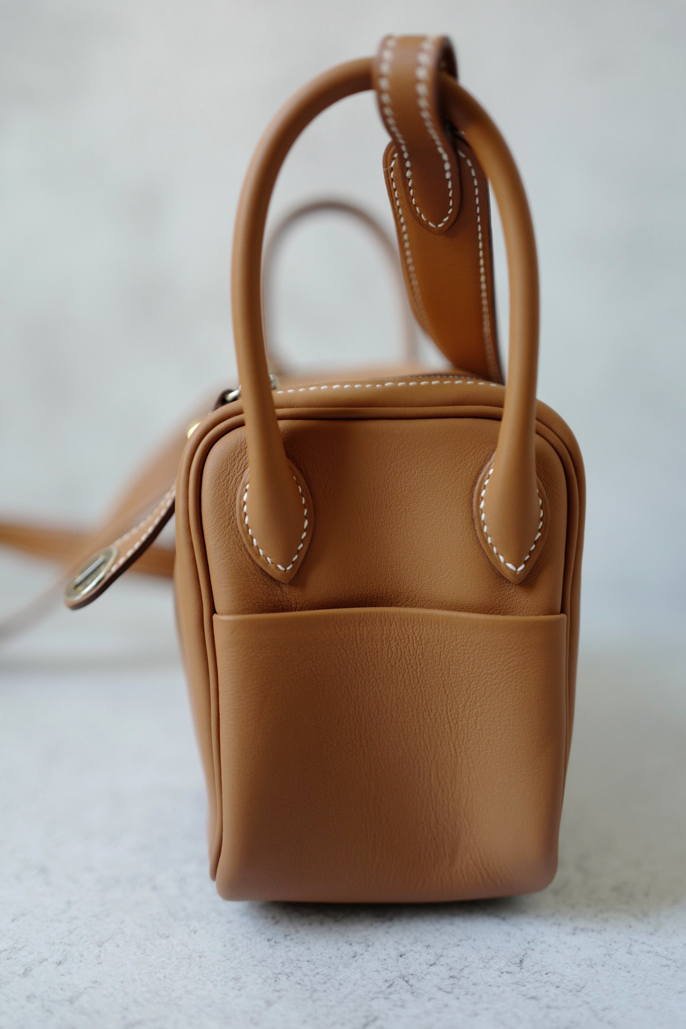 BNIB Hermès Lindy Mini II Bag Swift Leather Gold 37 Electrum Silver/Gold Hardware