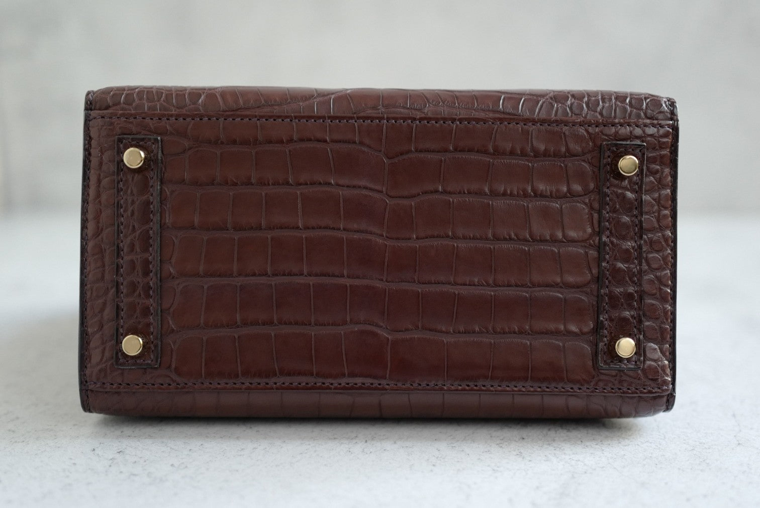 HERMÈS Birkin Sellier 20 Havane Matte Alligator with Gold Hardware