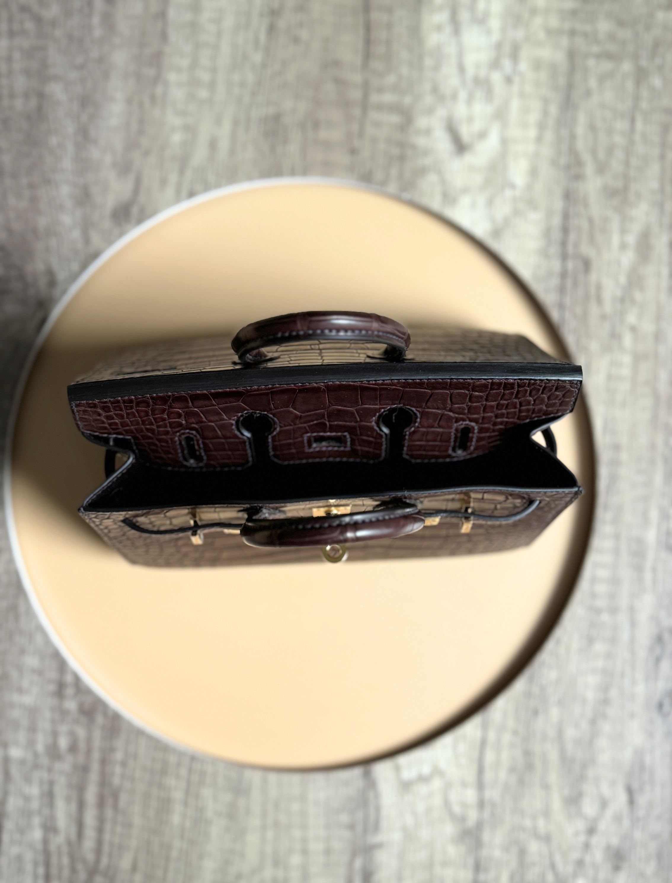Hermès Birkin 20 Havane Matte Alligator Gold Hardware NEW