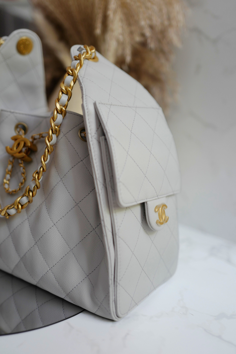 NEW CHANEL 2025 25B Small Hobo Bag Grained Calfskin Pale Grey