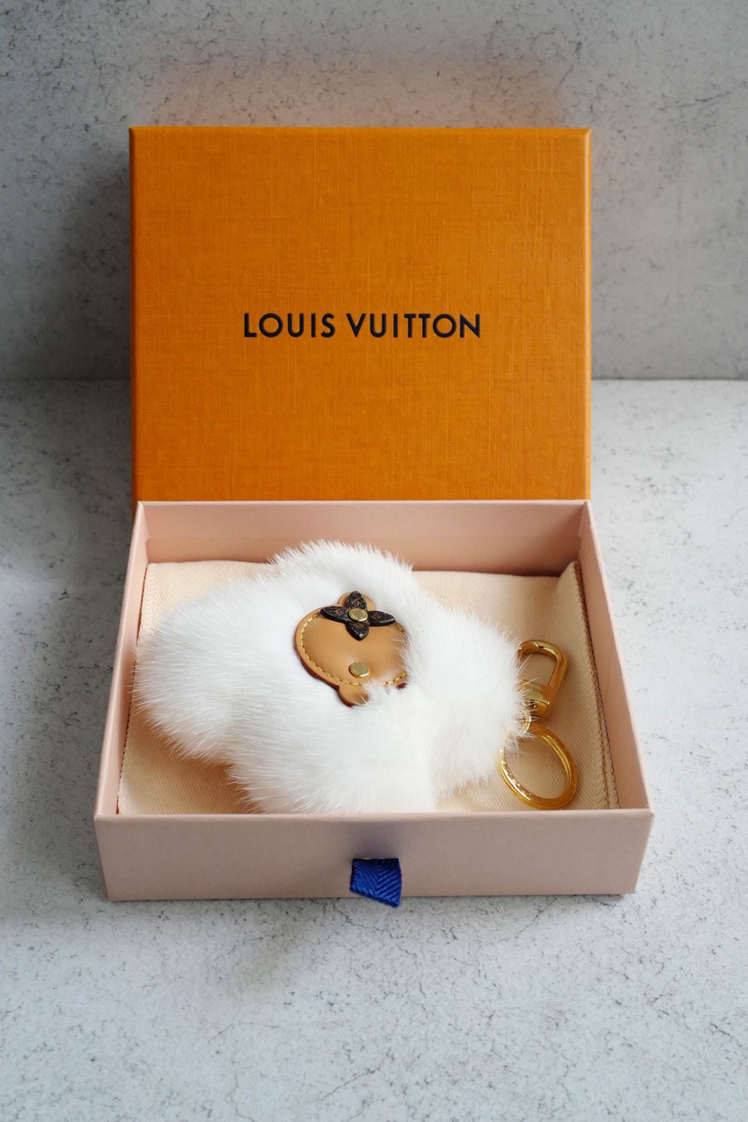 Louis Vuitton Vivienne Fur Key Holder White Mink Fur Leather Gold Hardware