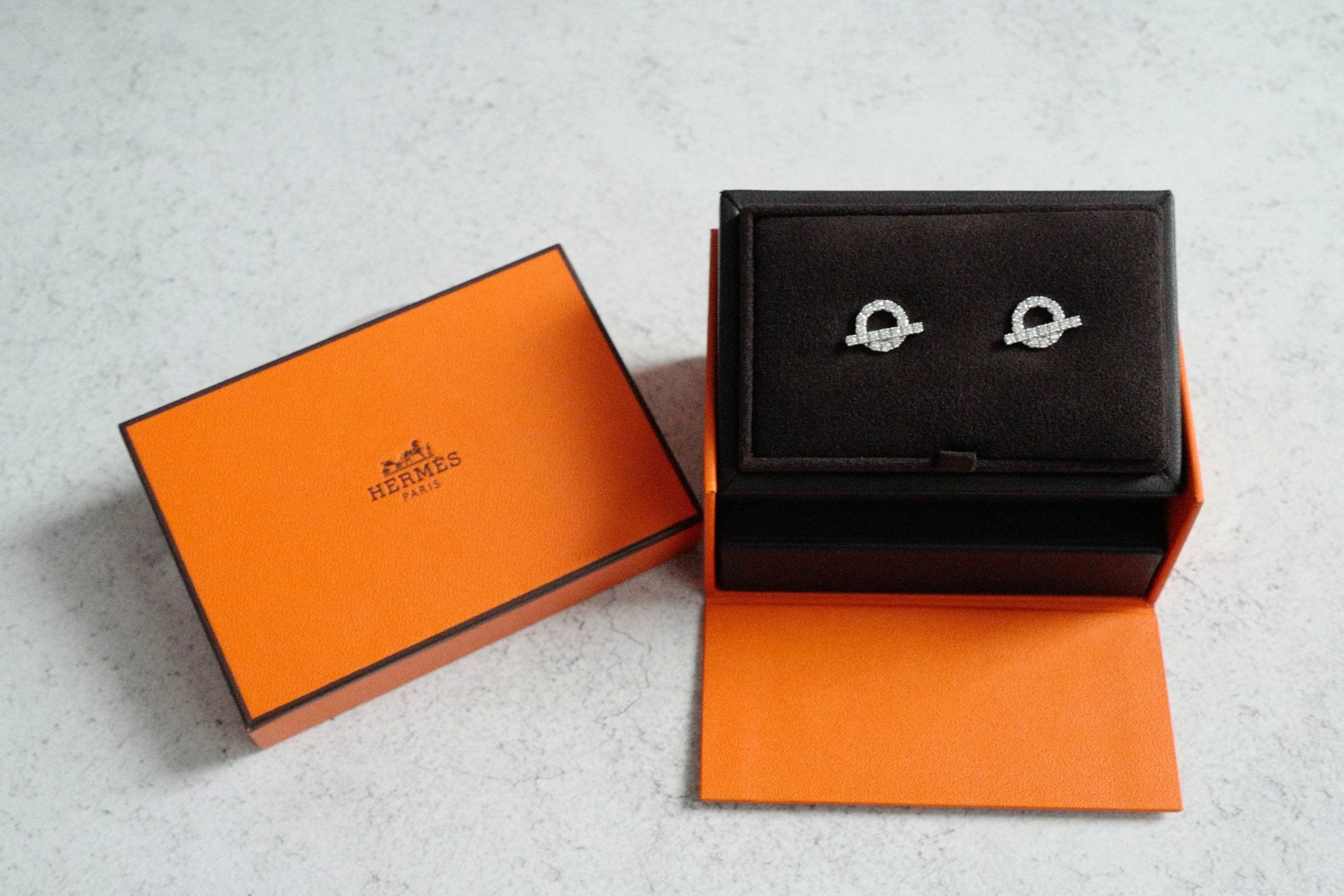 Hermès Finesse Earrings 18K White Gold 34 Diamonds