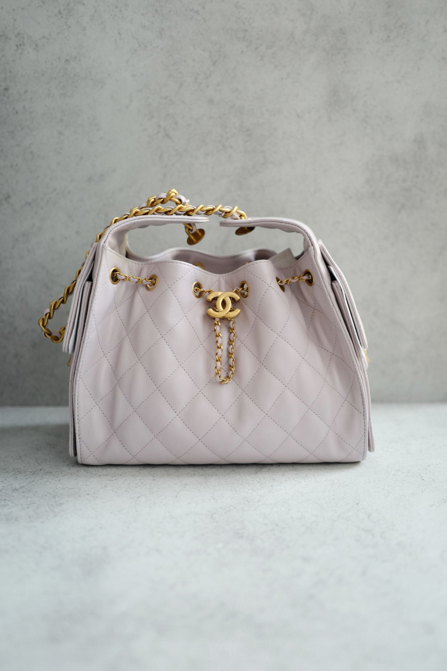 BNIB Chanel 25K Small Hobo Bag Lilac Grained Calfskin with Gold Hardware