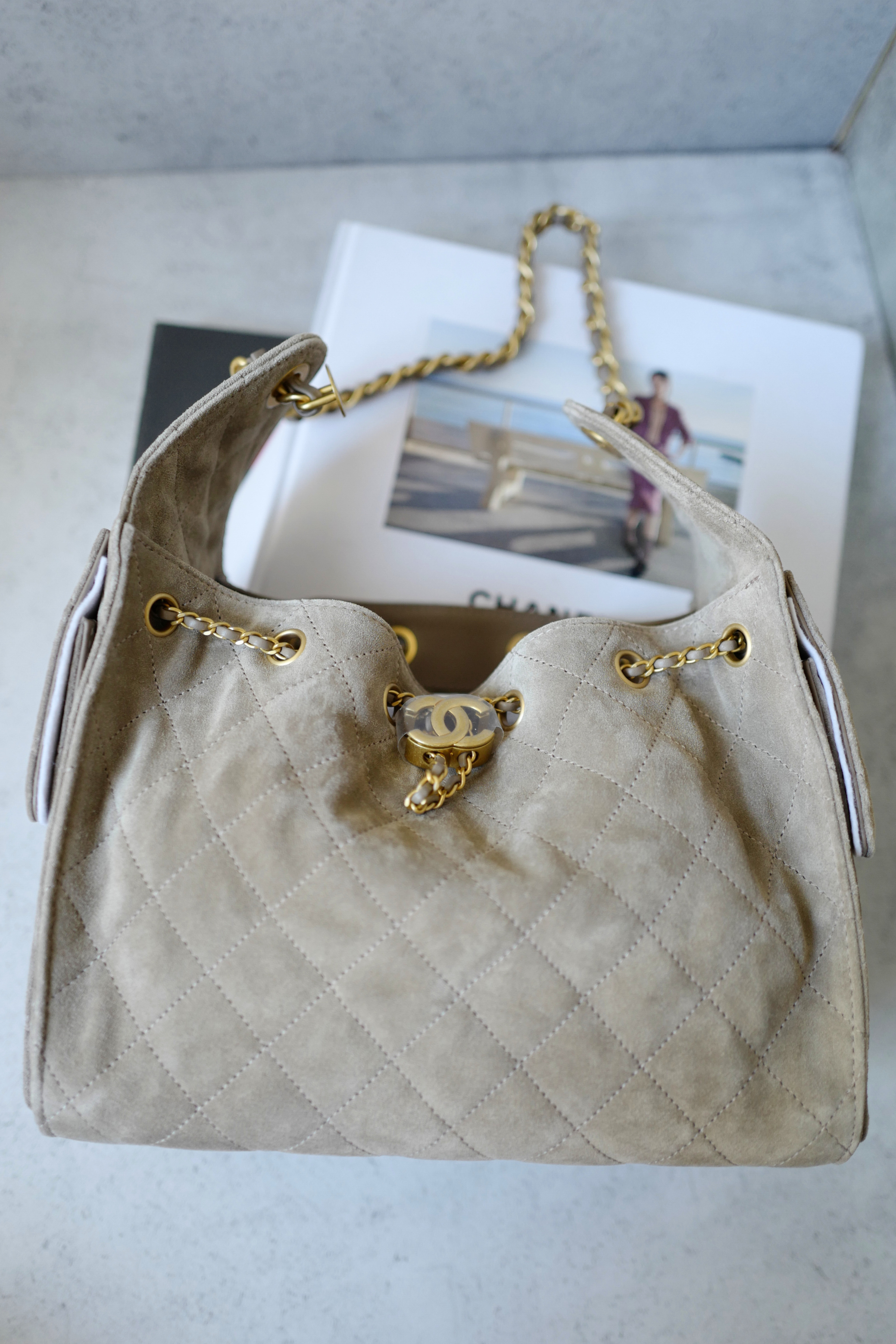 BNIB Chanel 25K Small Hobo Bag light Beige Suede with Gold Hardware