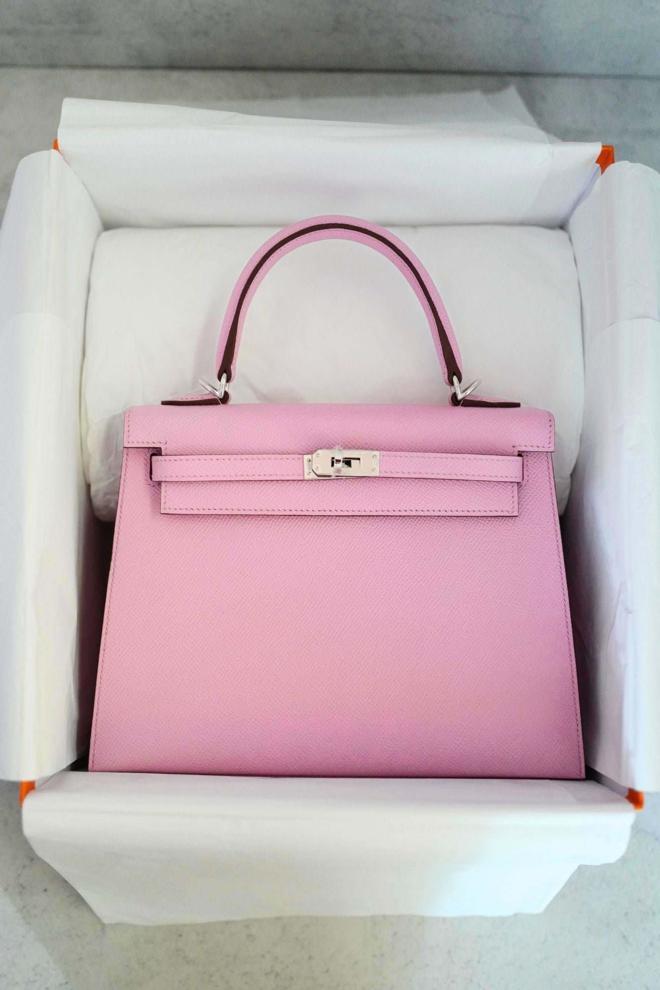 Hermès Kelly 25 Mauve Sylvestre Epsom Sellier Palladium Hardware K Stamp