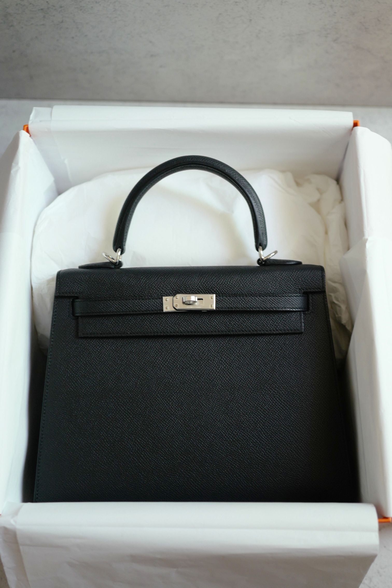 NEW Hermès Kelly 25 Black Epsom Sellier Palladium Hardware
