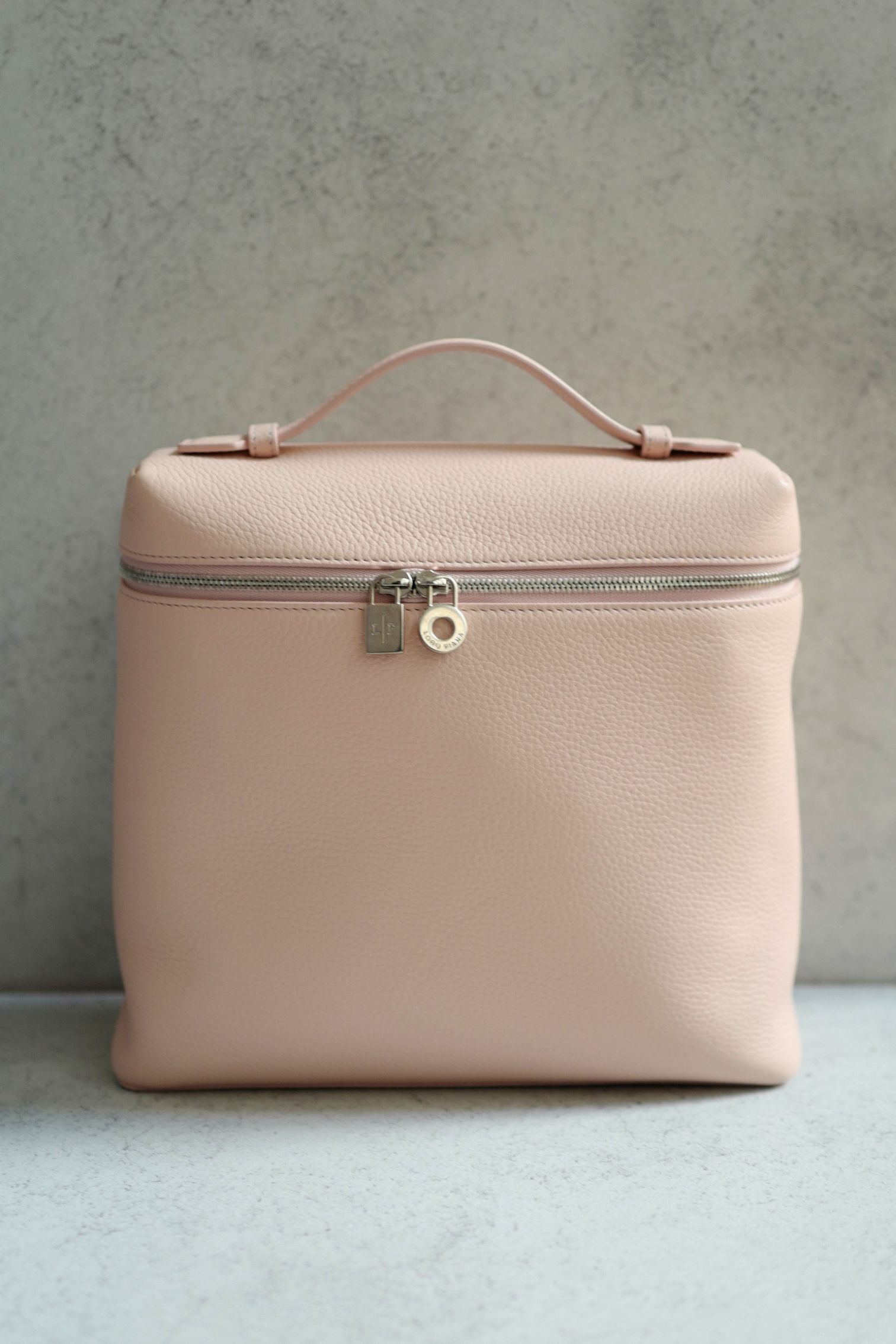 BNIB Loro Piana Extra Pocket backpack L23.5 in Candoglia Marble Rose Sakura Pink