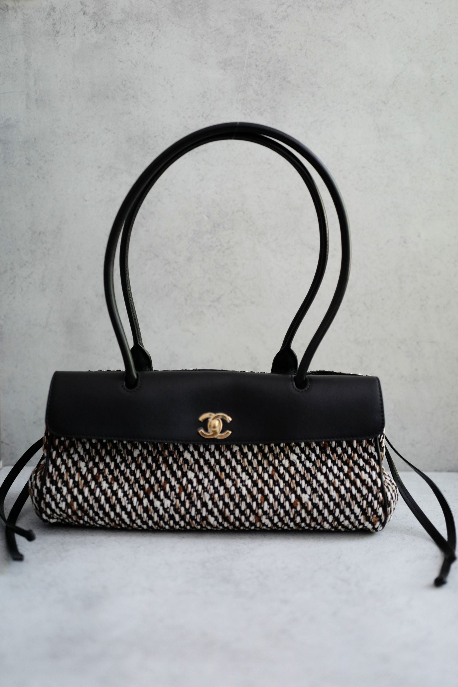 Chanel 26S Small Shopping Bag Matthieu Blazy Black Ecru Wool Gold Hardware